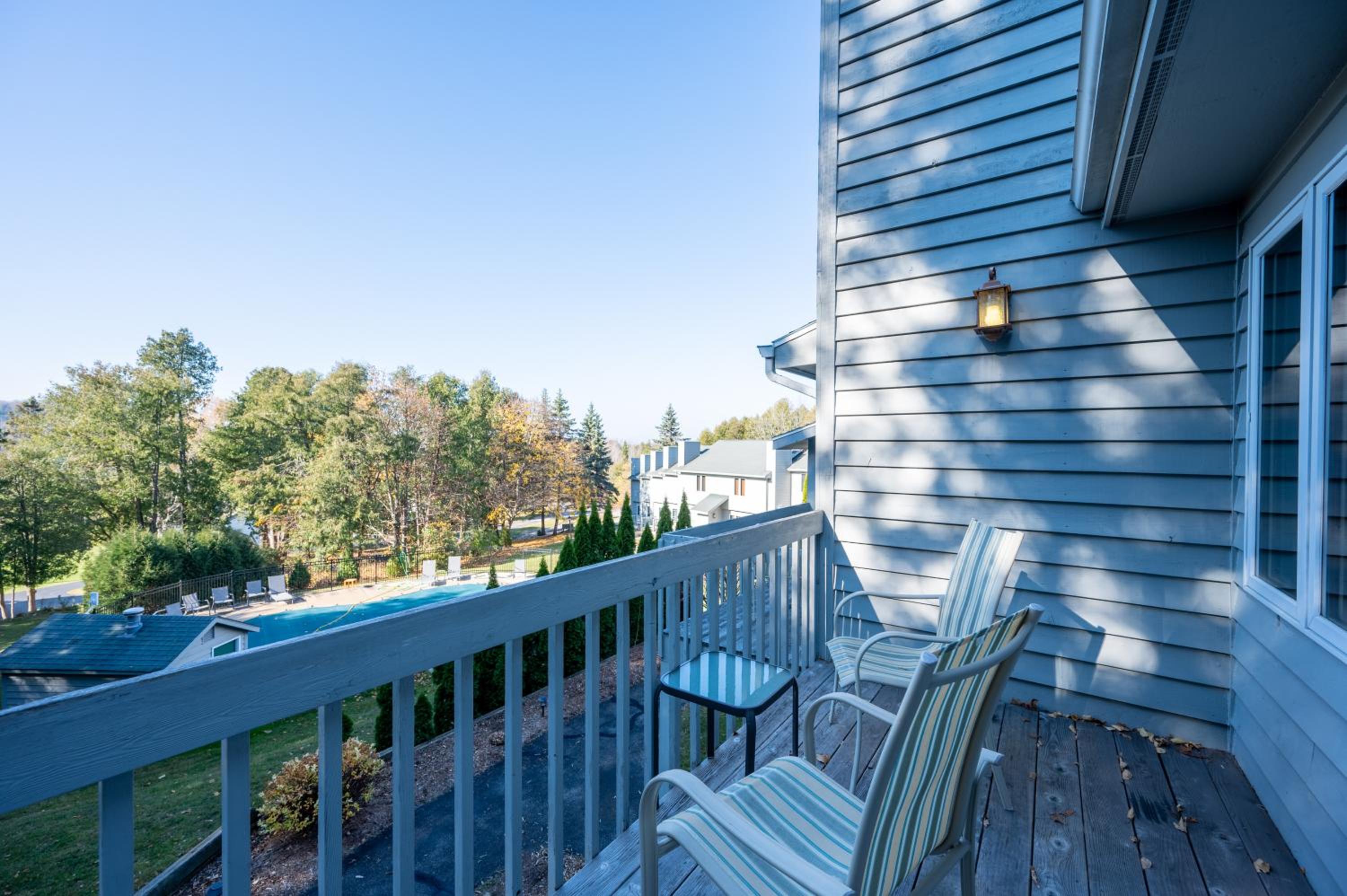 Evergreen Hill Condominiums