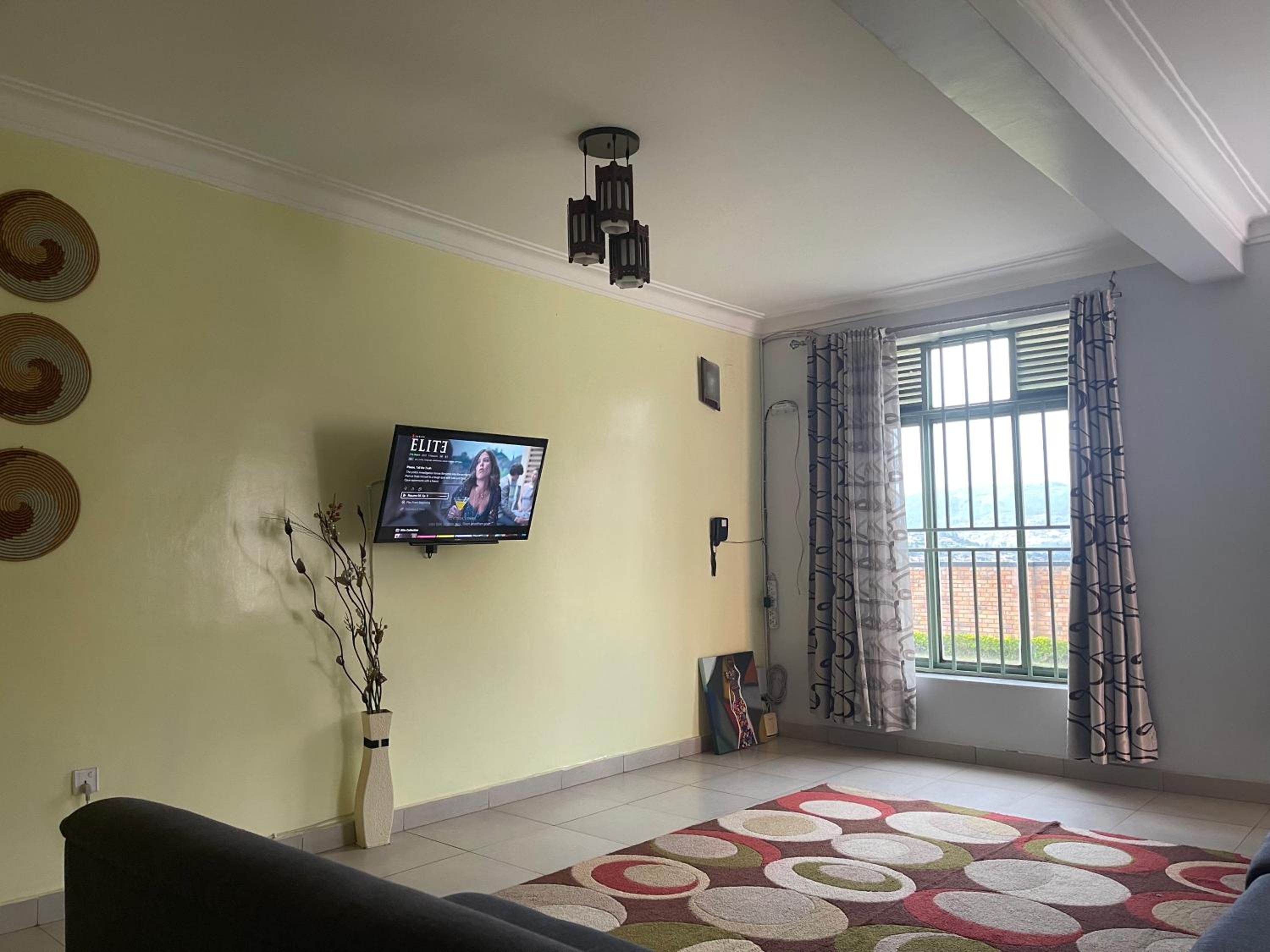 Captivating 7-Bed House in Kigali Rwanda view 3