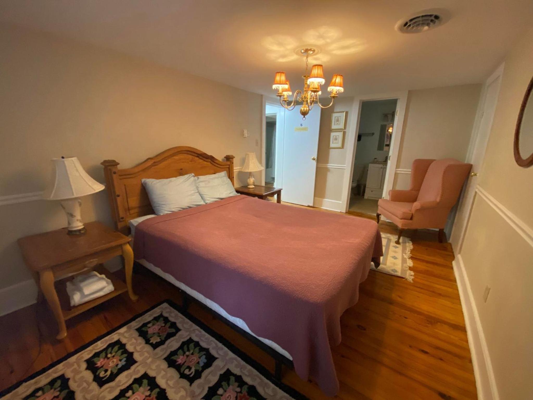 Historic Rosemont Manor view 3