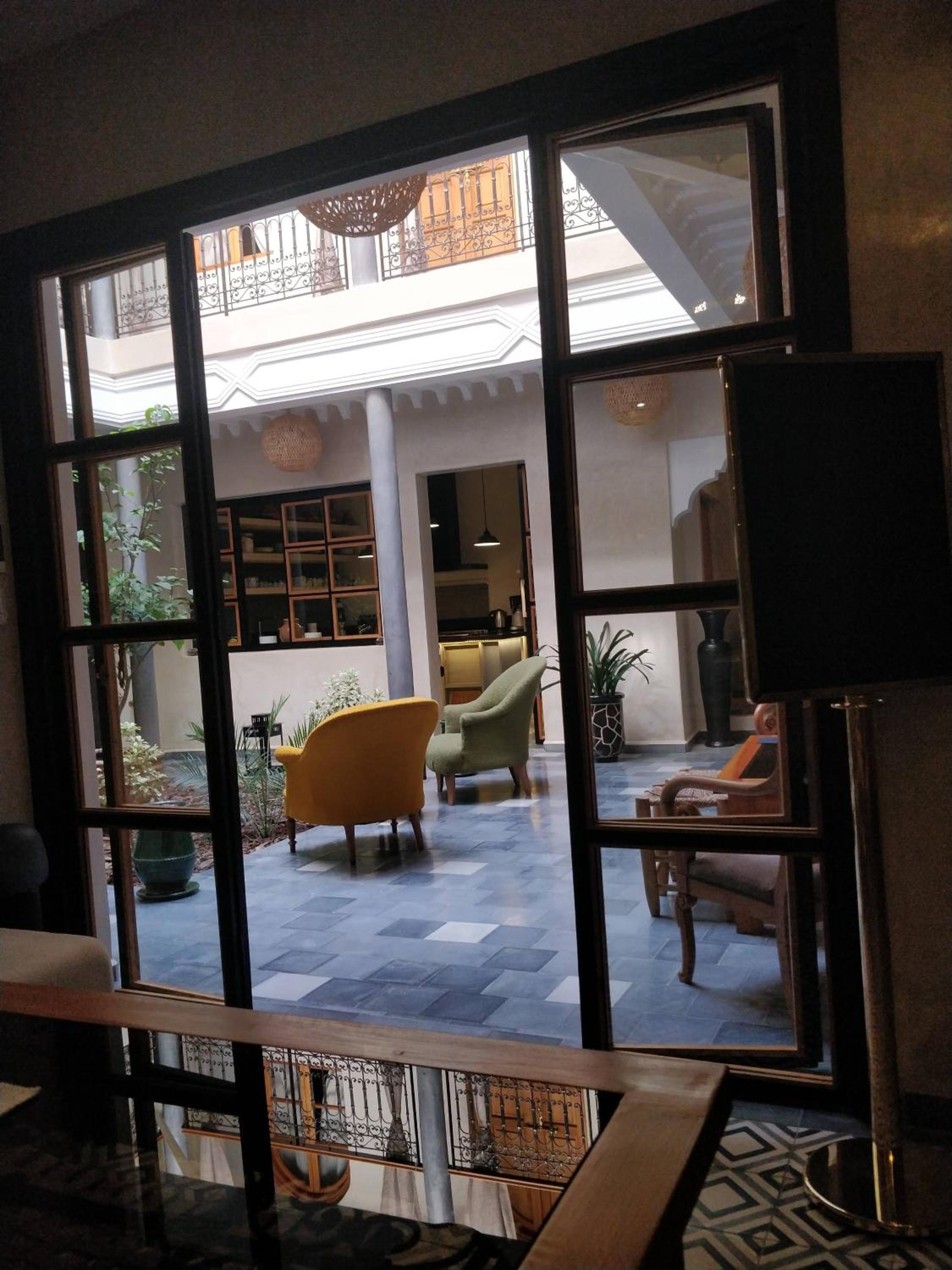 lounge