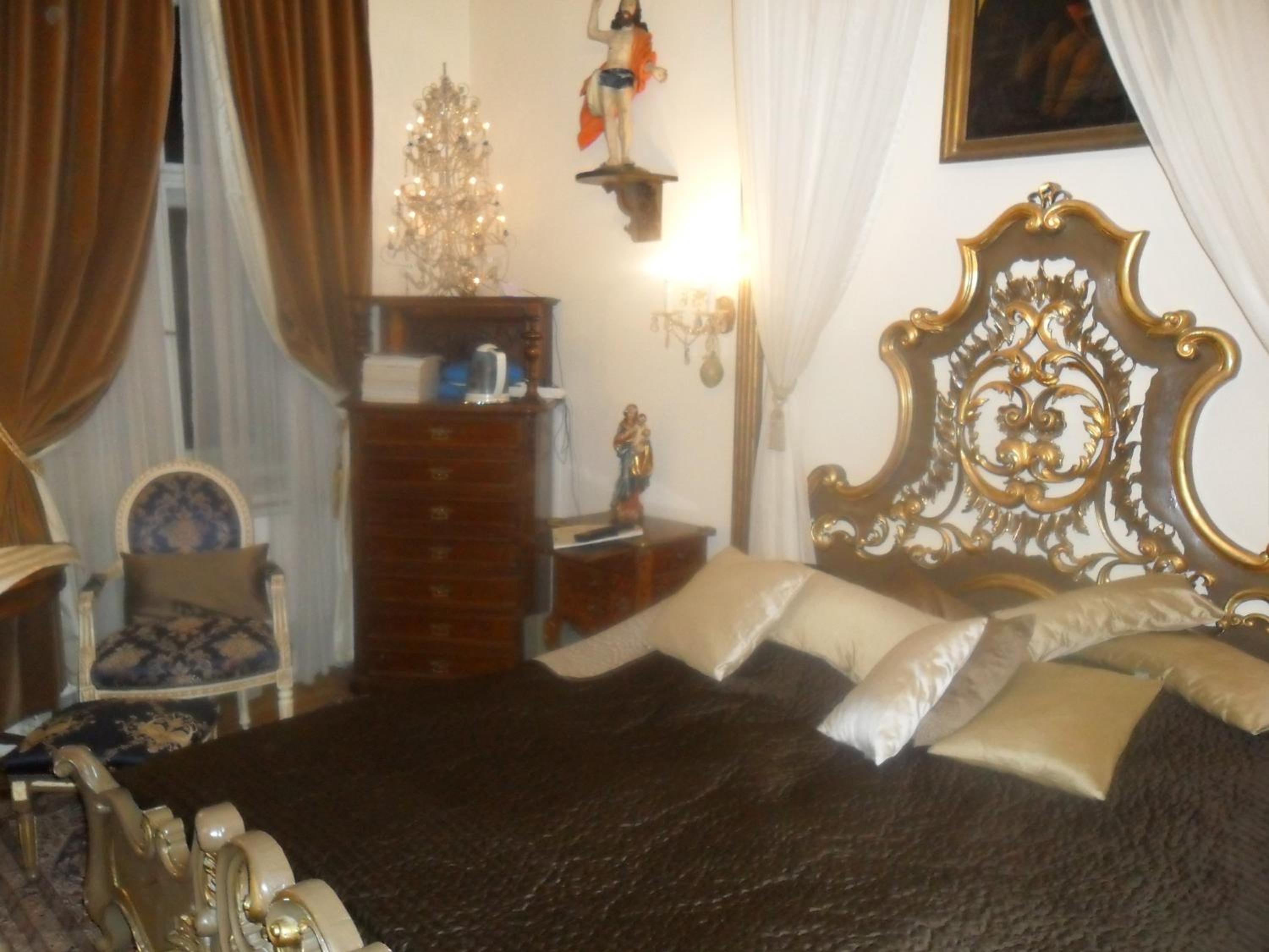 Luxury near Castle