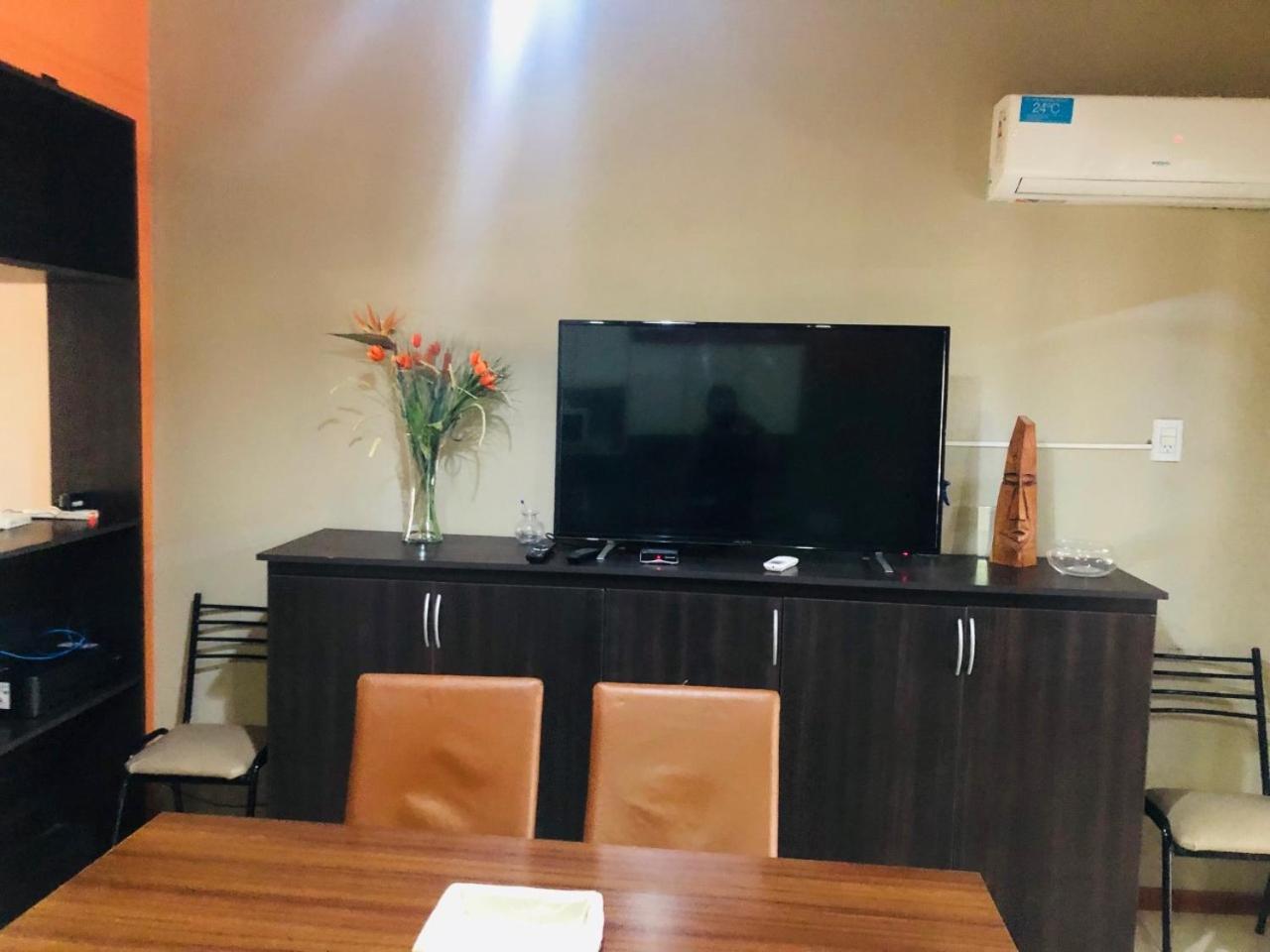 Hermoso Duplex c/Pileta y Cochera en Consorcio Privado Saavedra