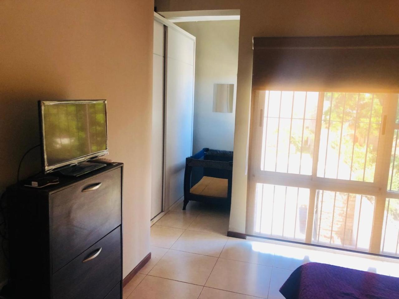 Hermoso Duplex c/Pileta y Cochera en Consorcio Privado Saavedra