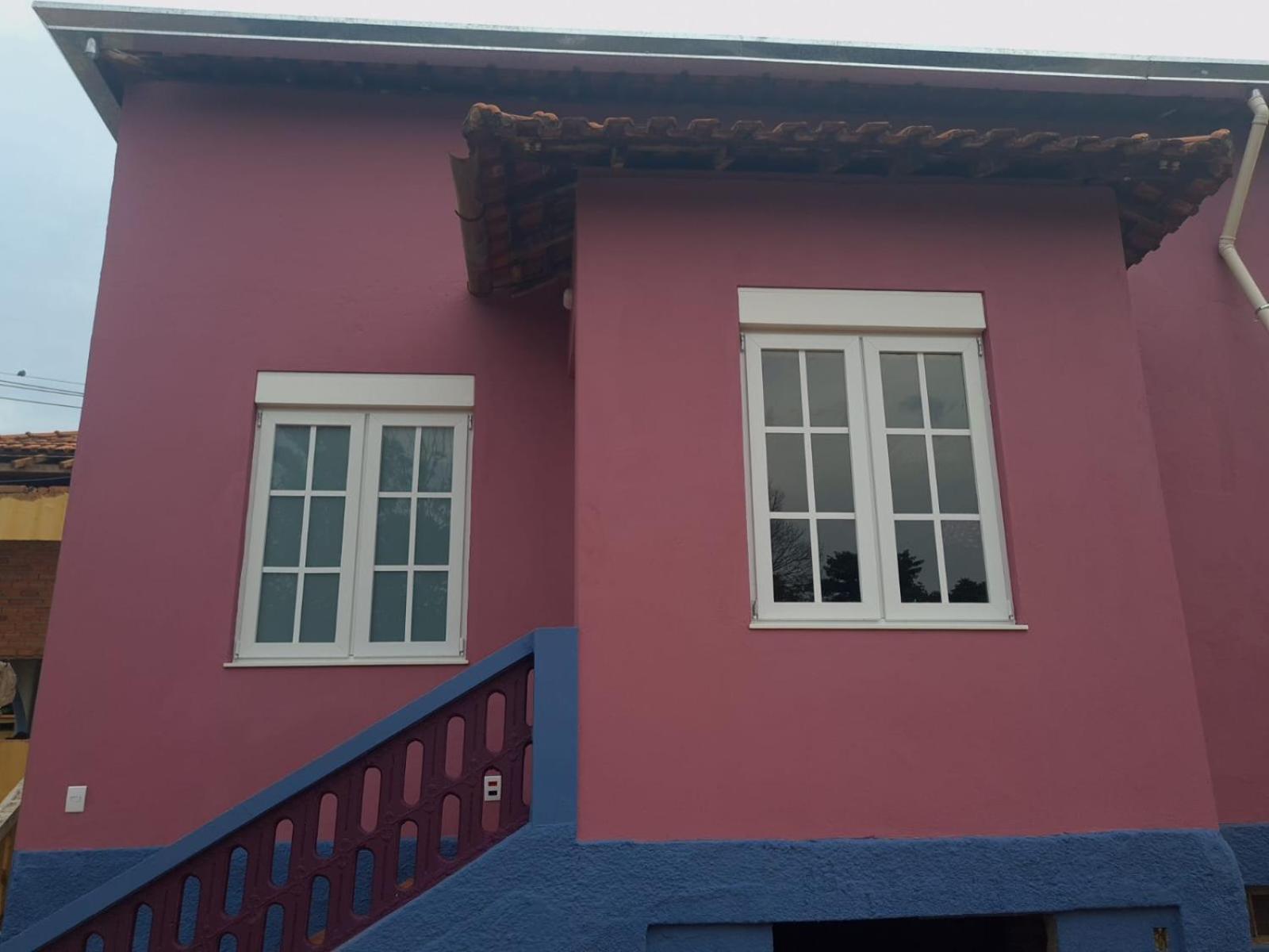 Hotel 1 Esquina Brotense Hospedagem de charme com hidromassagem - Image 1