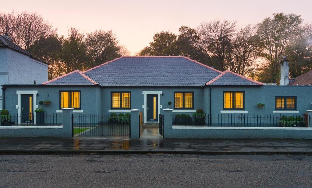 Hotel Festival Villa and City Villa - Image 1