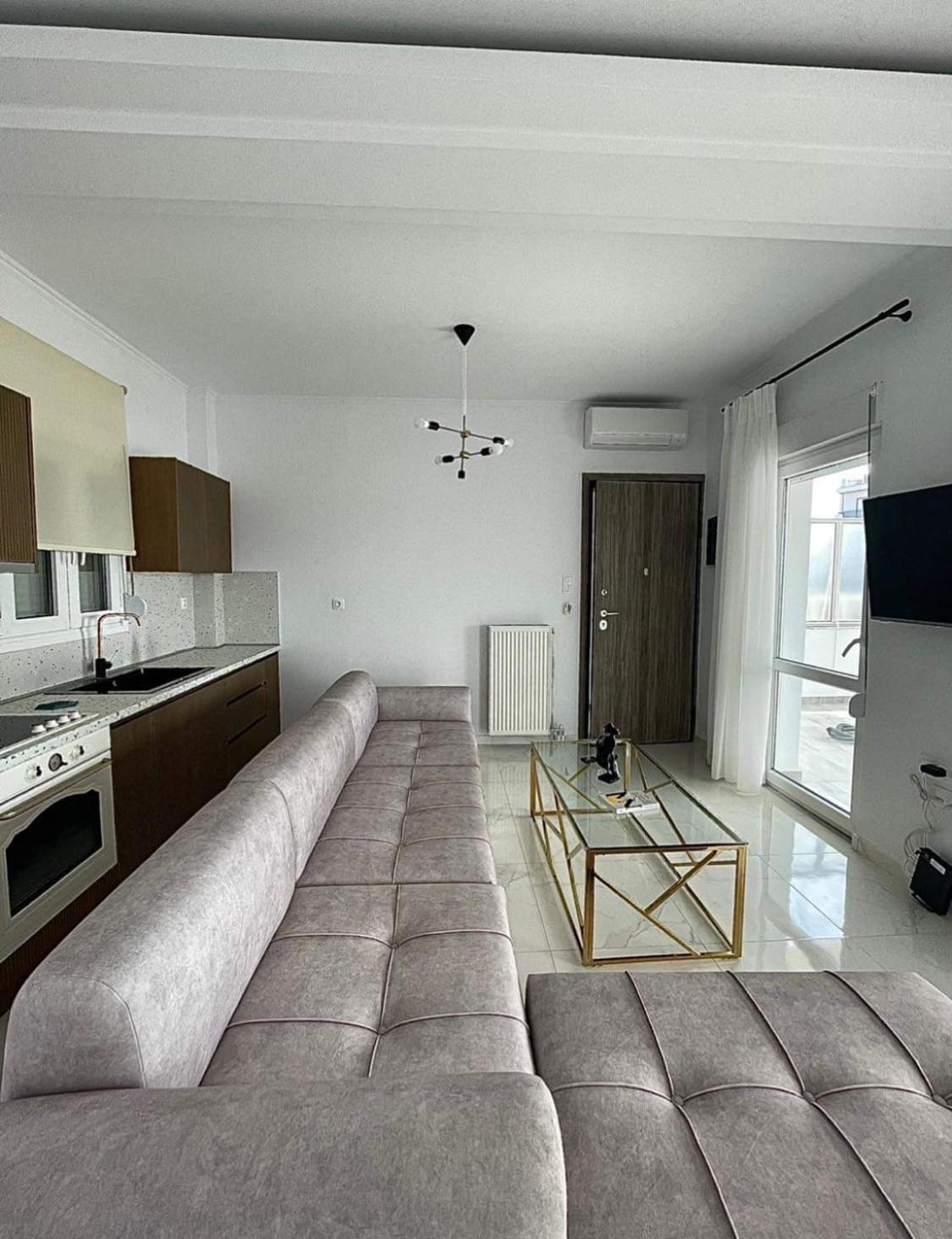 Arcade Apartment Panoramic View