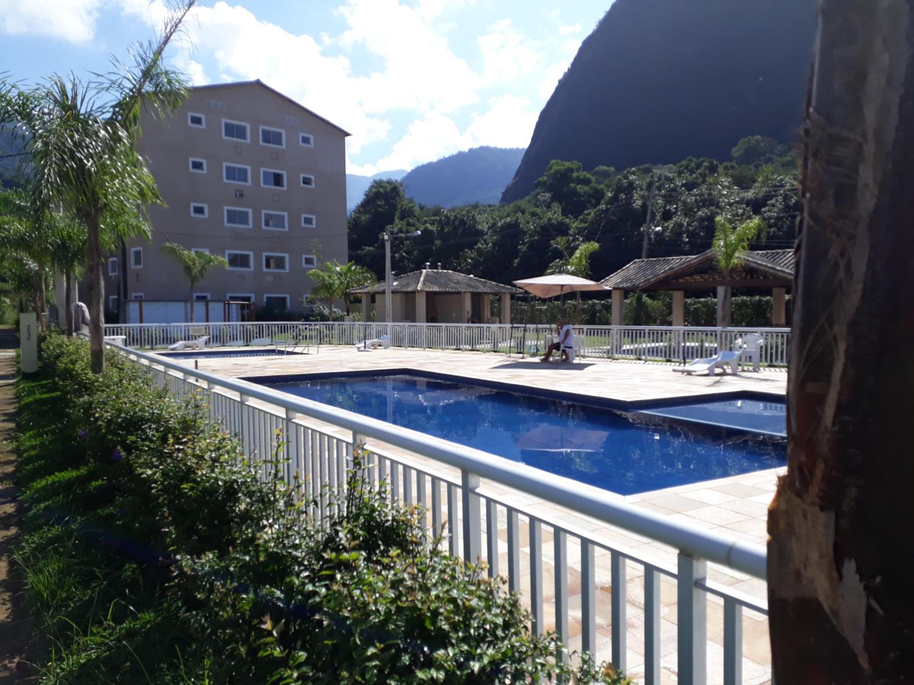 Linda casa em Condomínio no Sahy