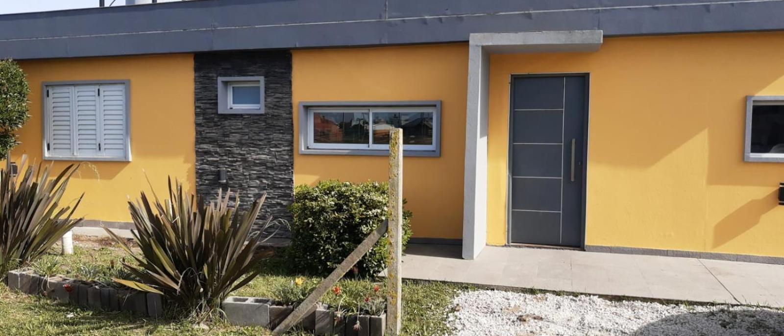 Casa vacaciones Camet Norte