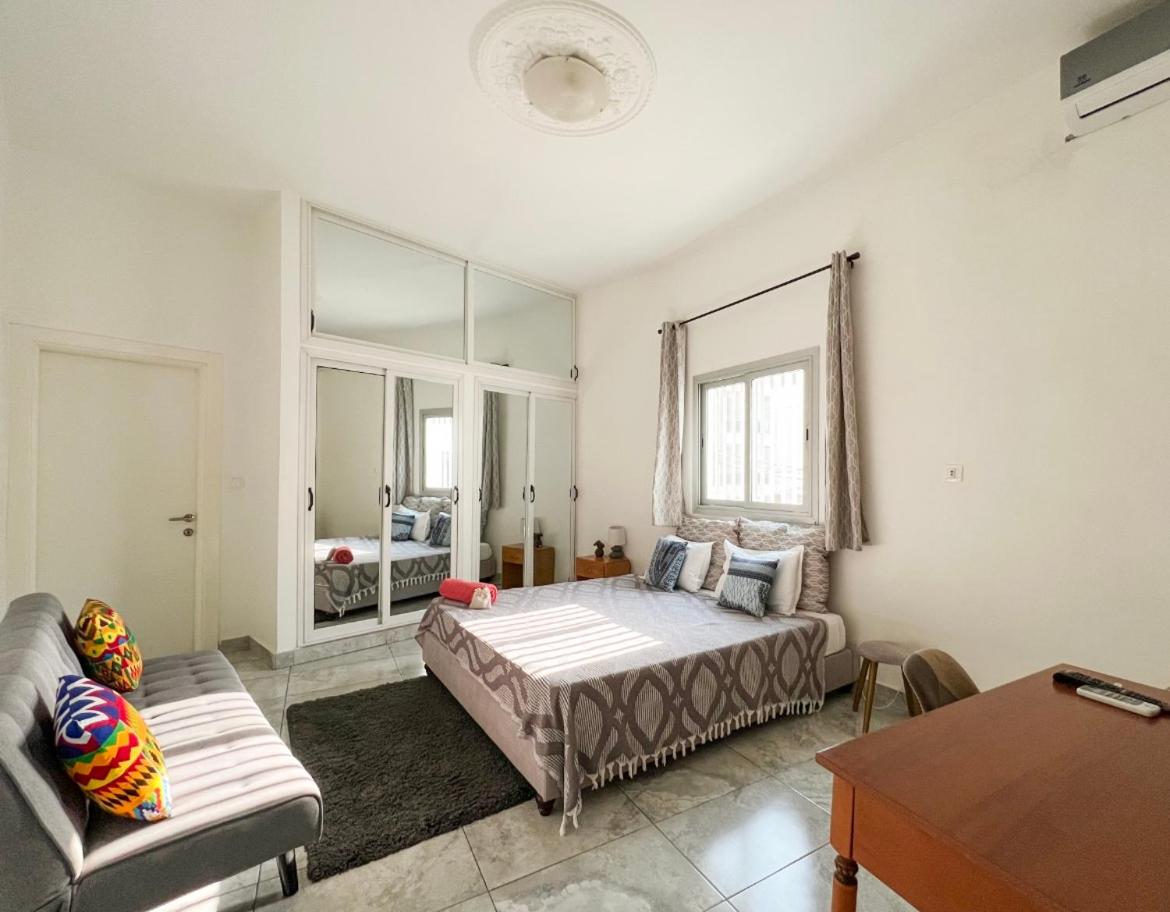 Francesca Guest House