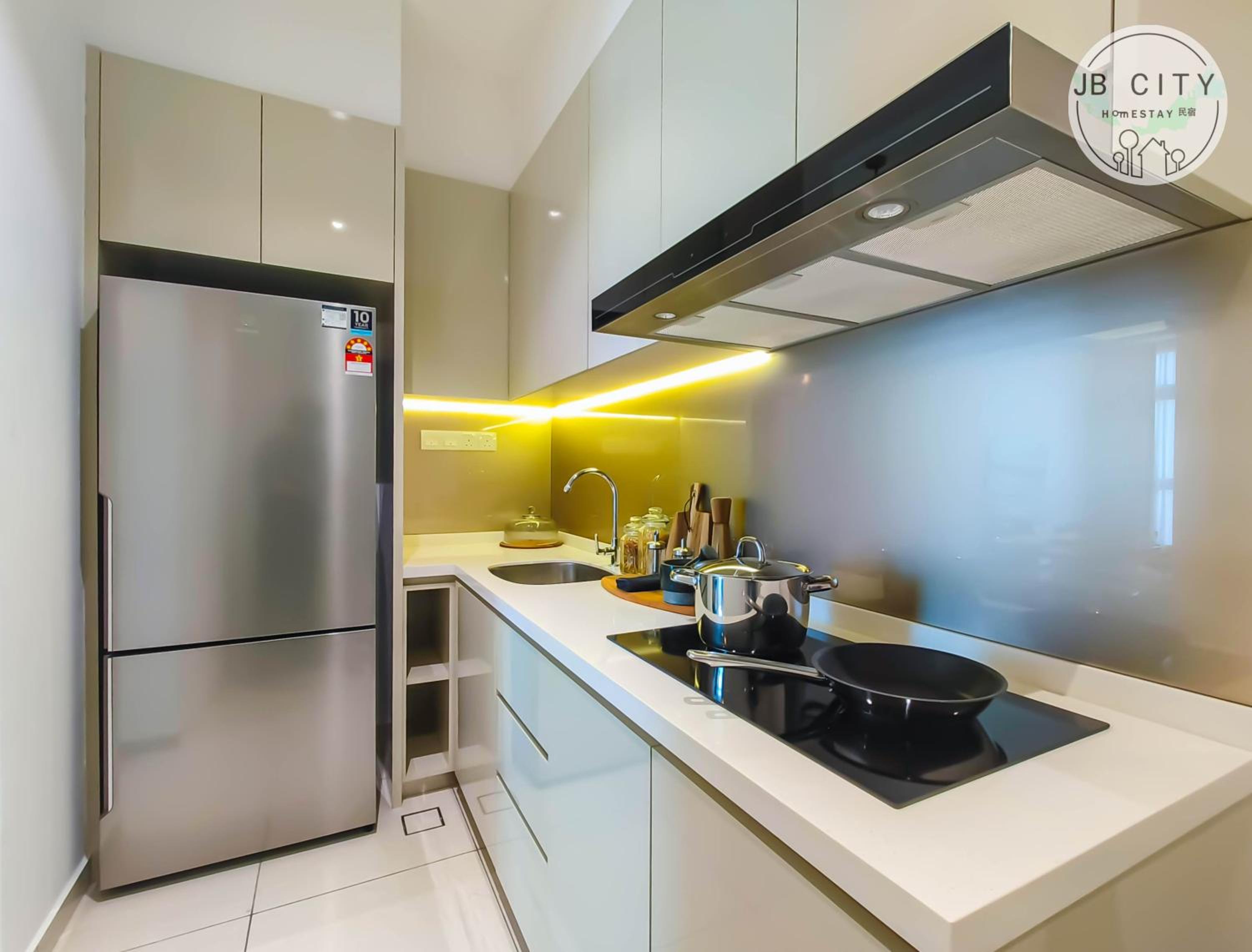 Paradigm Residence by RR JBcity