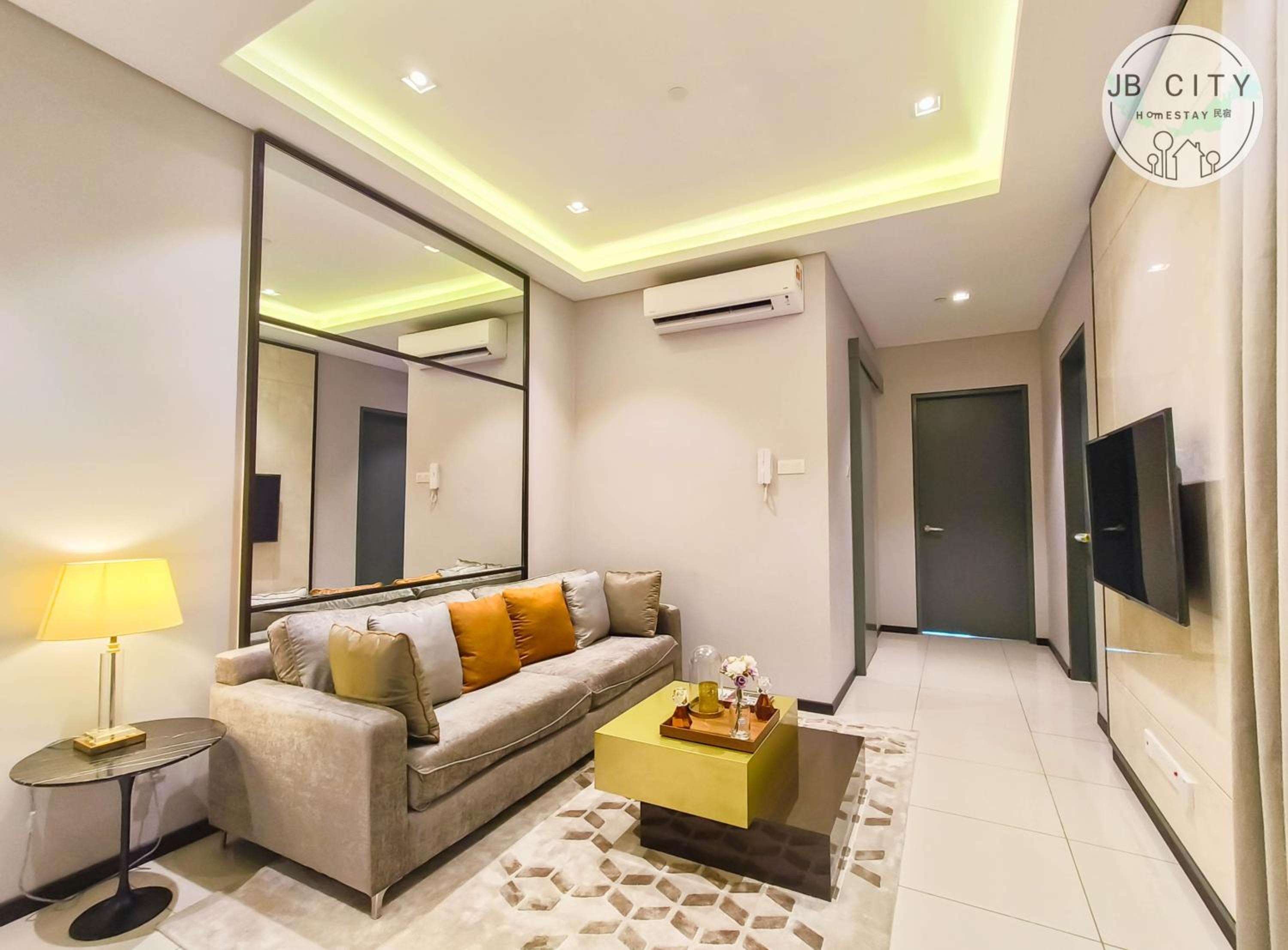 Paradigm Residence by RR JBcity