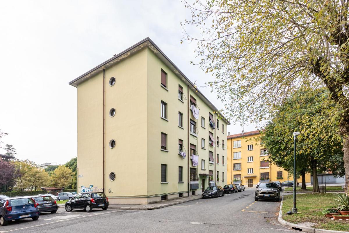 HOST4U - HOUSE MAGA in Brescia City view 5