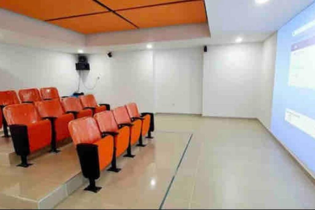 CE20 Excepcional Apartamento Piscina y parqueadero