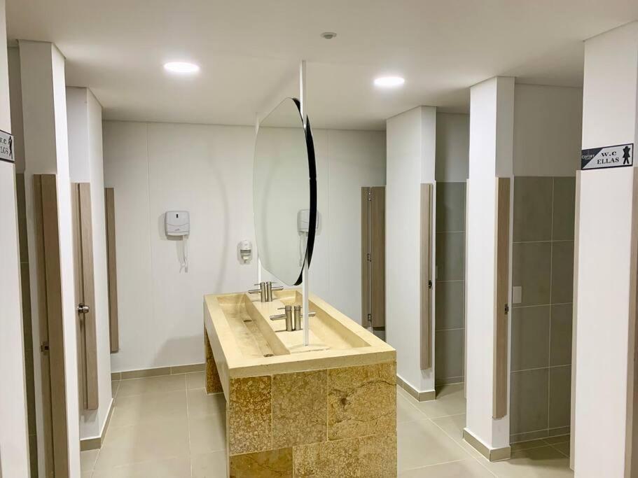CE20 Excepcional Apartamento Piscina y parqueadero