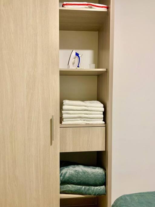 CE20 Excepcional Apartamento Piscina y parqueadero