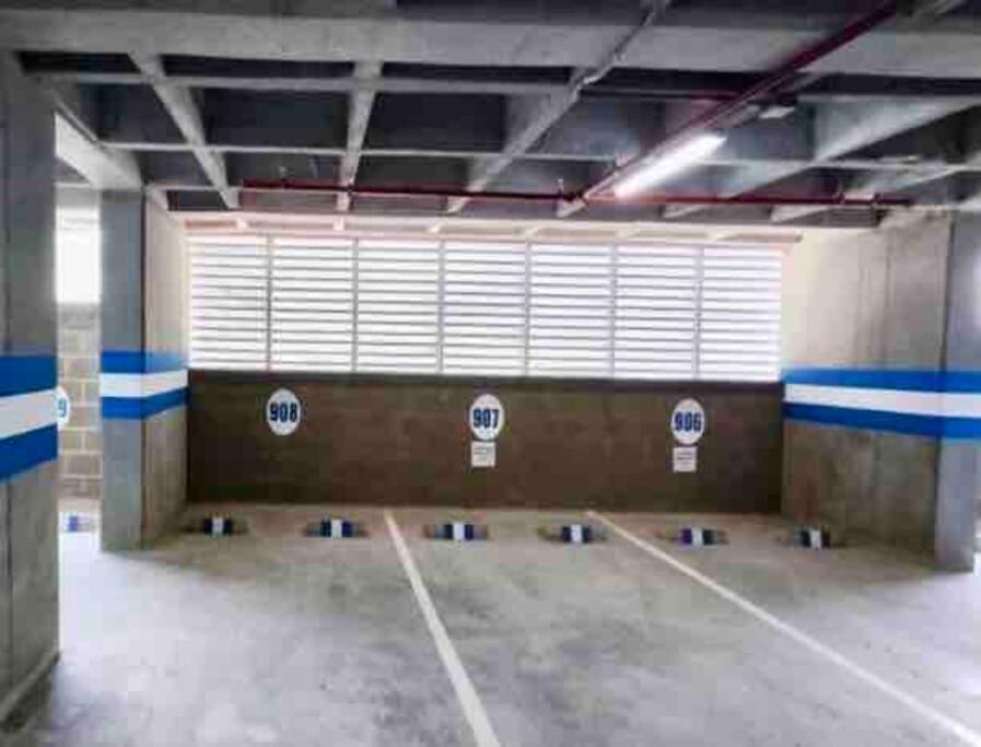 CE20 Excepcional Apartamento Piscina y parqueadero