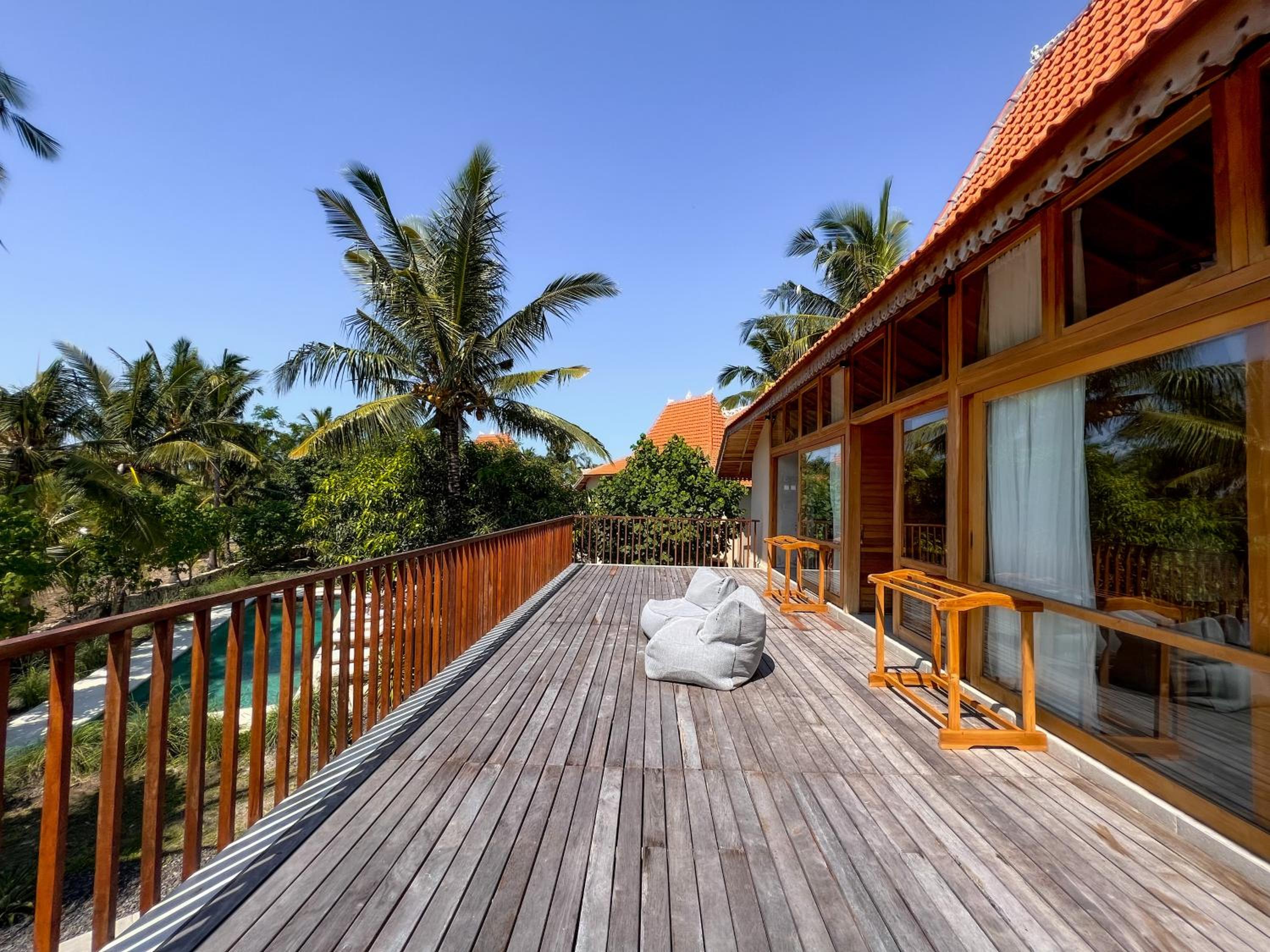 Amrani Diamond Beach Villas & Pool view 2