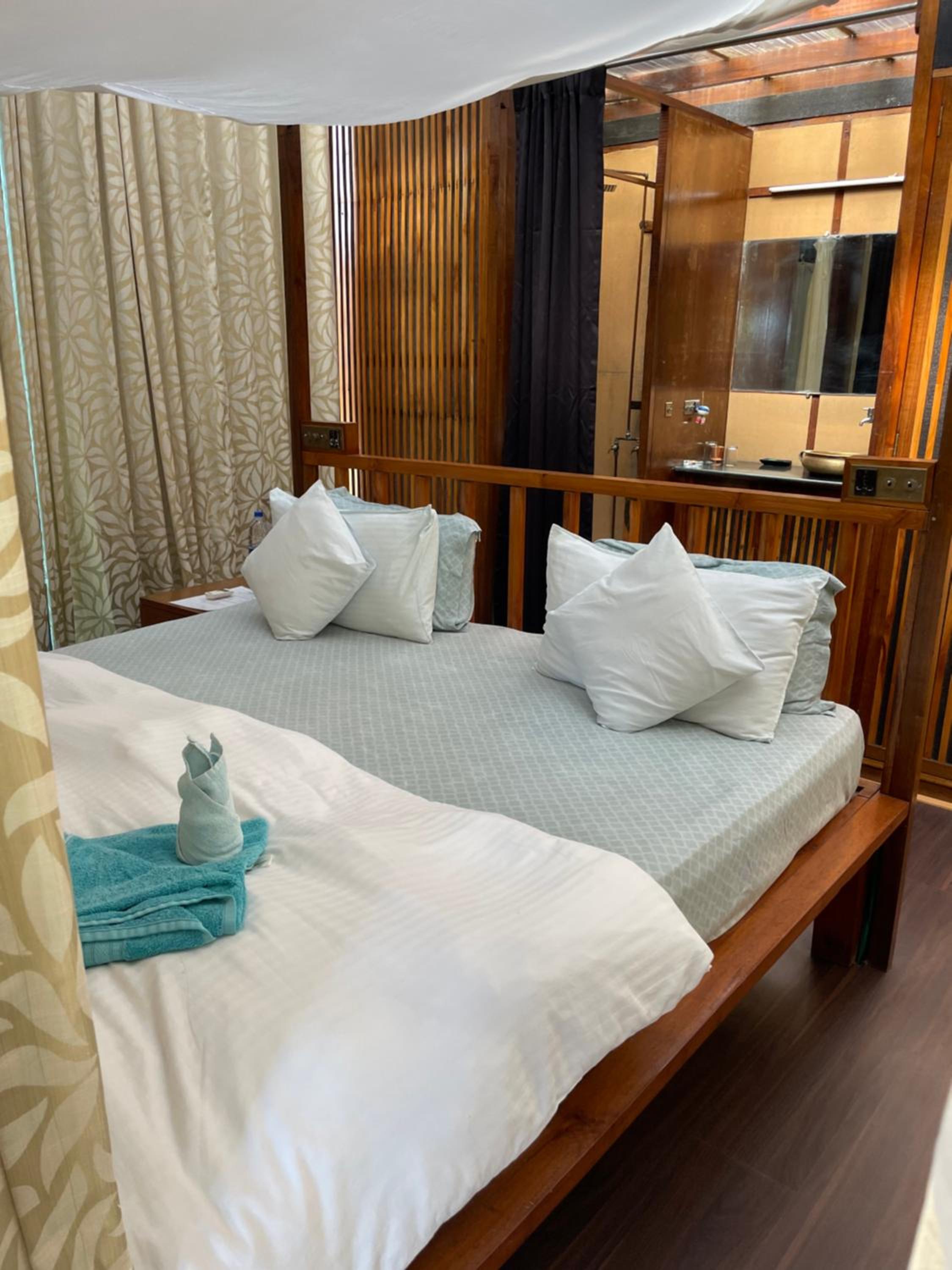 Dunhill Beach Resort