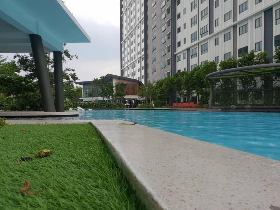 M centura residence 2 room with swimming pool