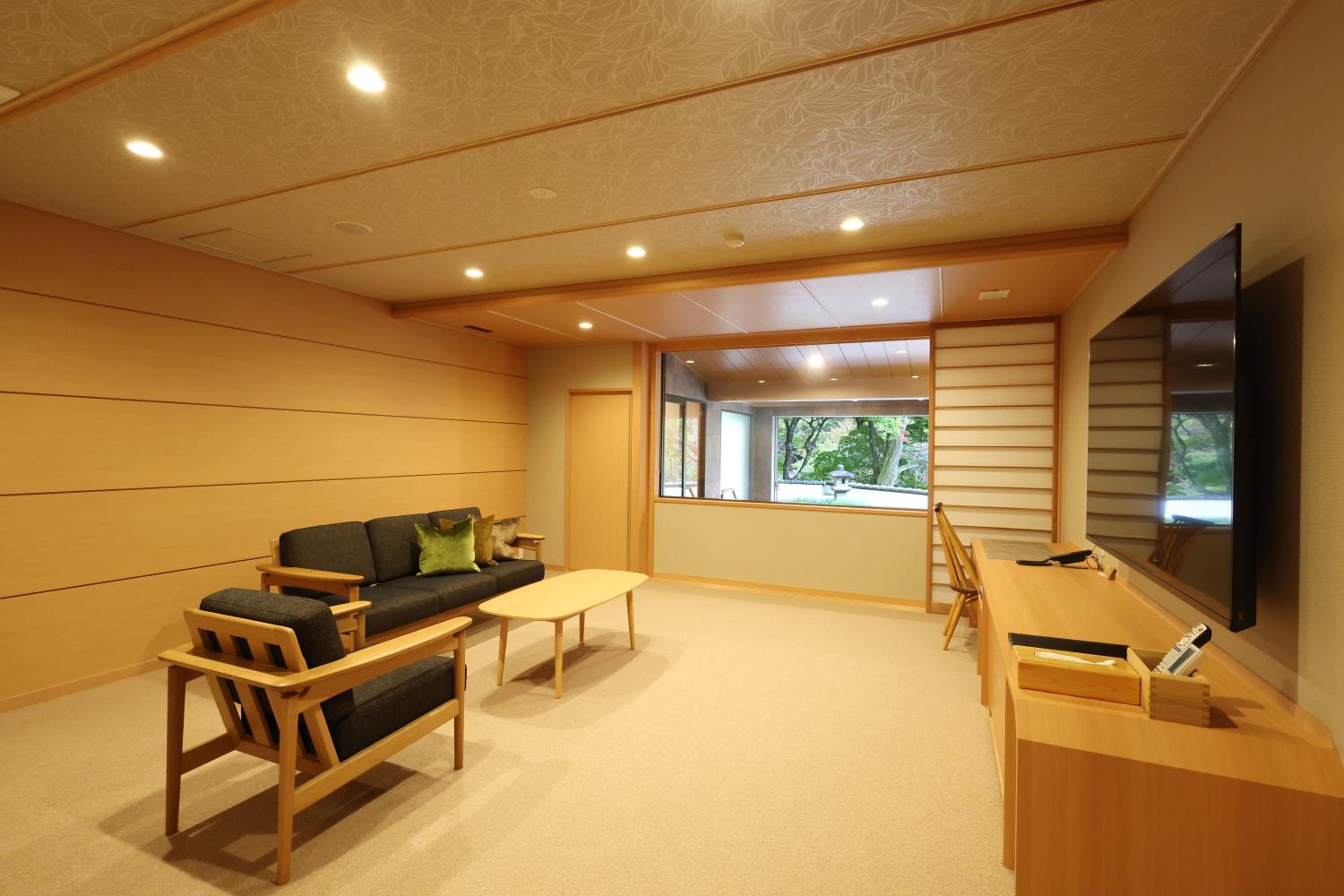 Fujiiso