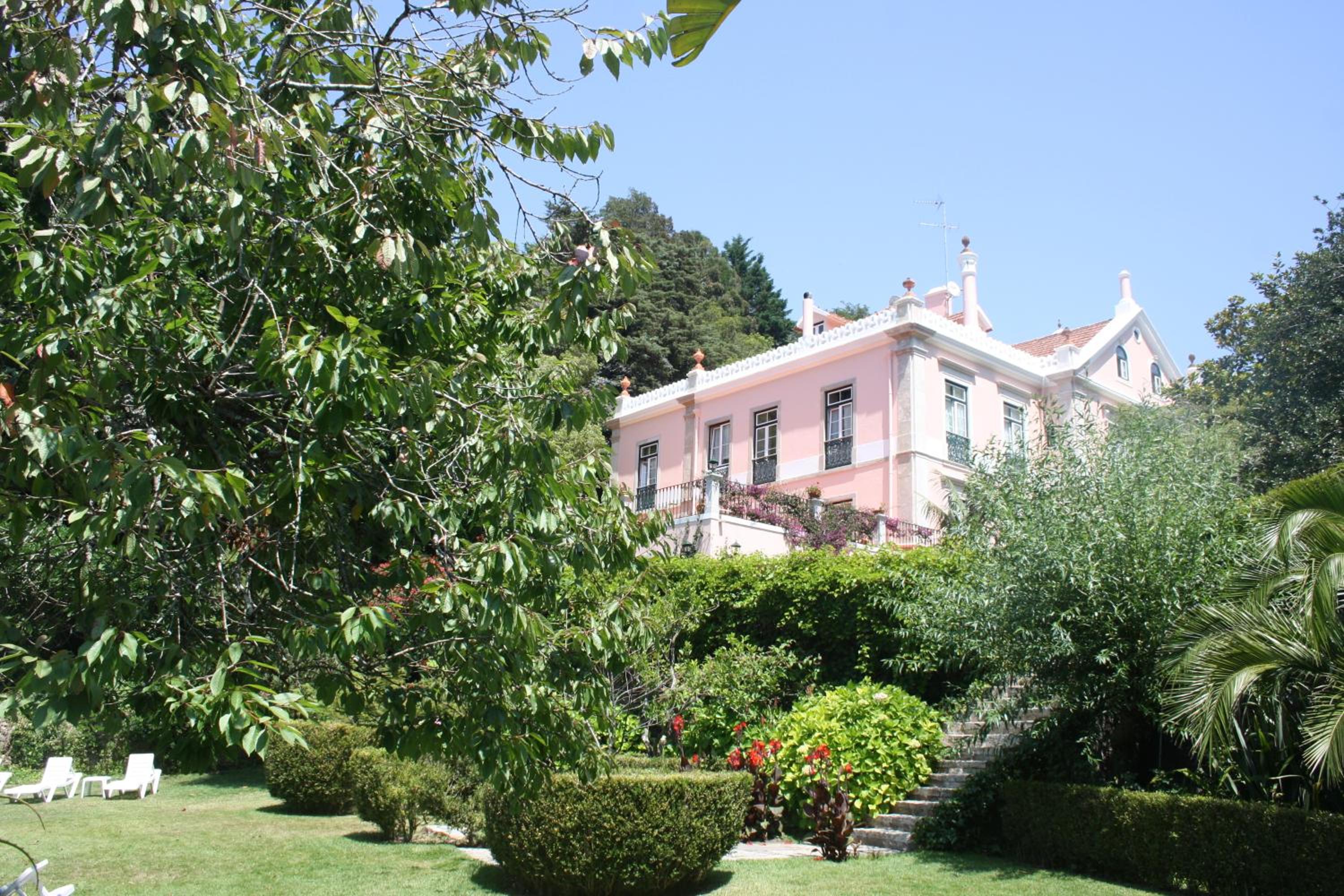 Hotel Sintra Jardim - Image 1