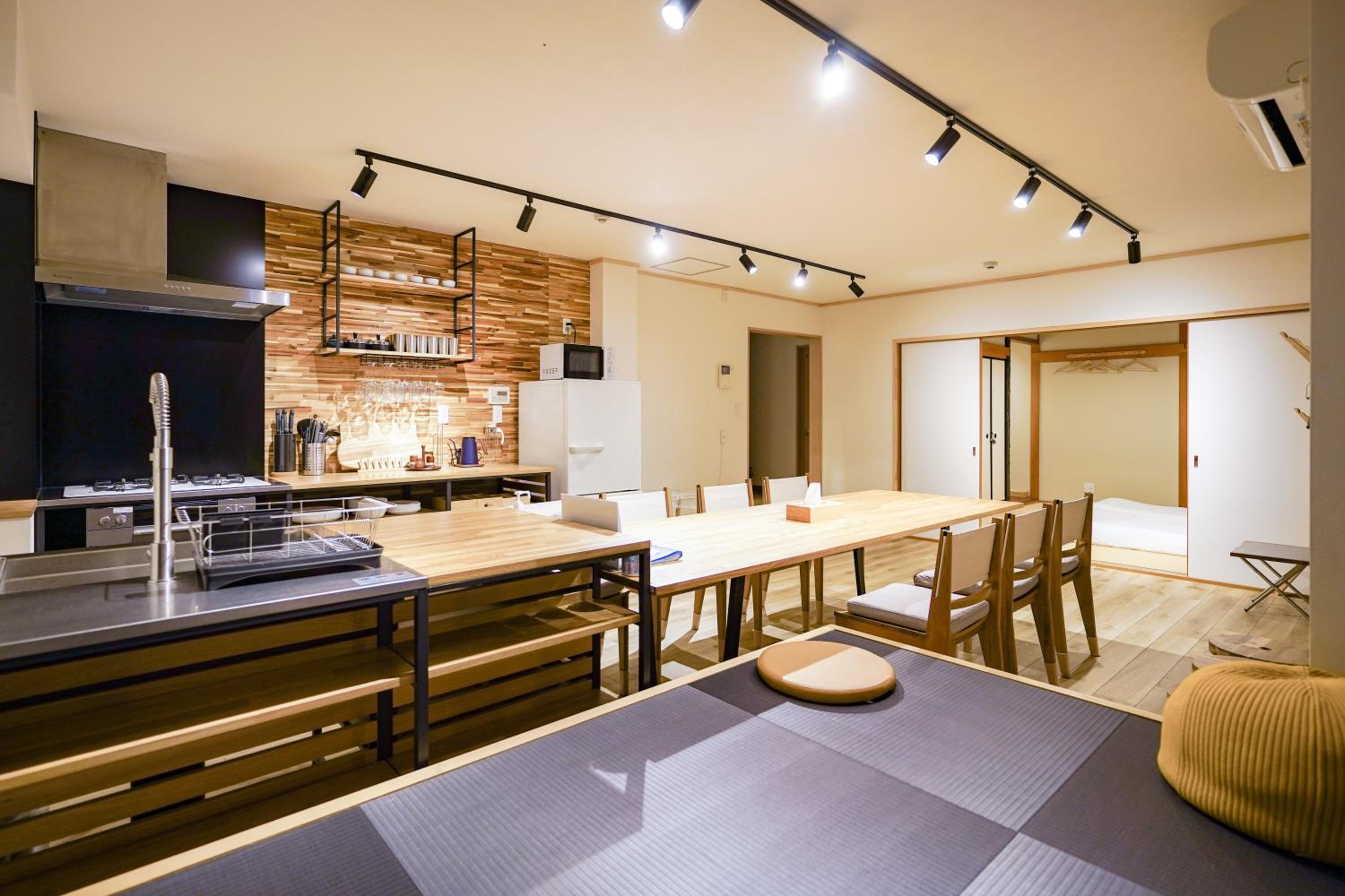 Shirakabanoyado - MINATO, 白樺の宿 - 港, max 10 guests! BBQ OK!
