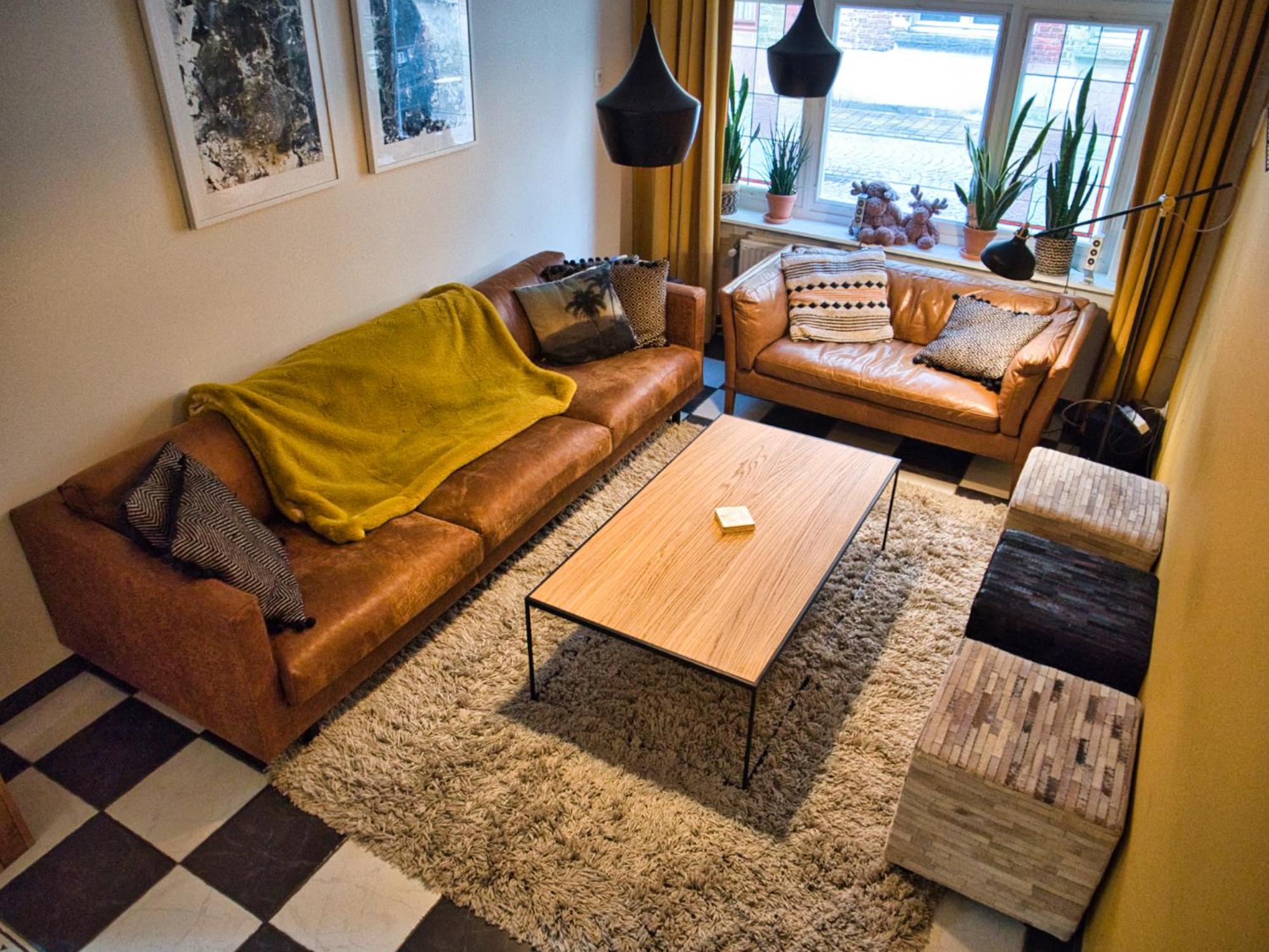 Central Bruges Home with 4 Ensuites