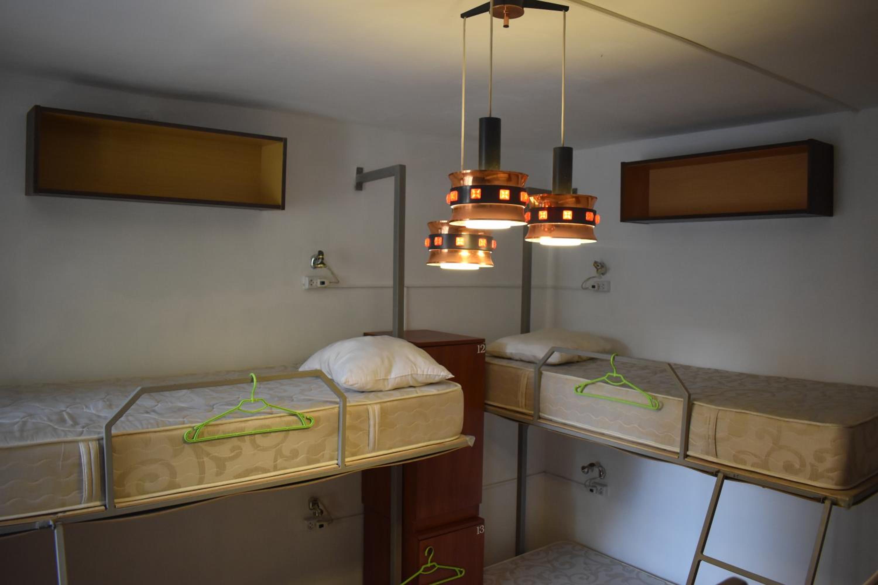 SLEEP STUDIO Hostel