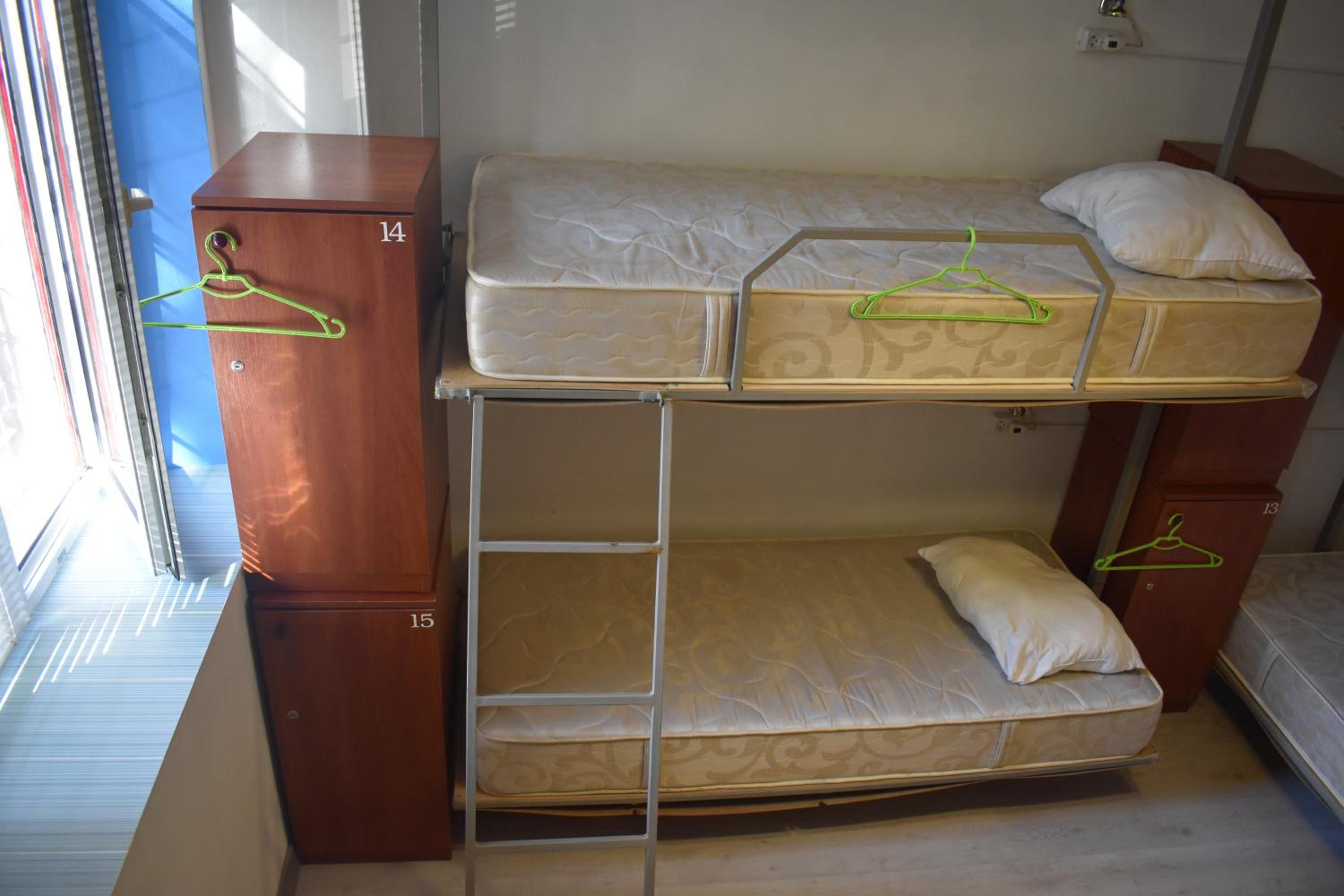 SLEEP STUDIO Hostel