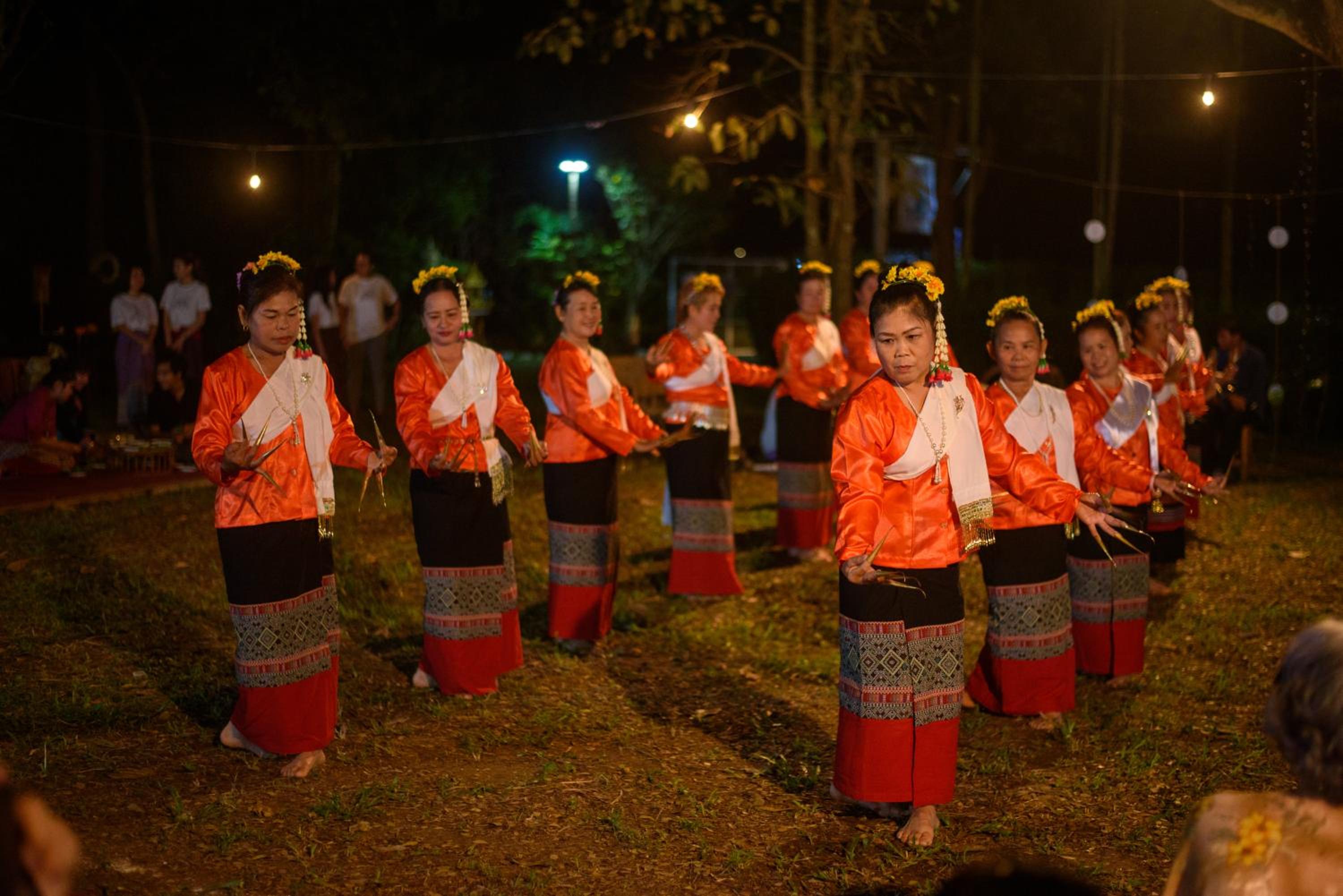 Khoom Kam Kaew