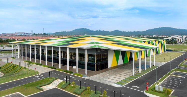6Pax Suites Setia City Convention Trefoil Shah Alam SiS Homestay