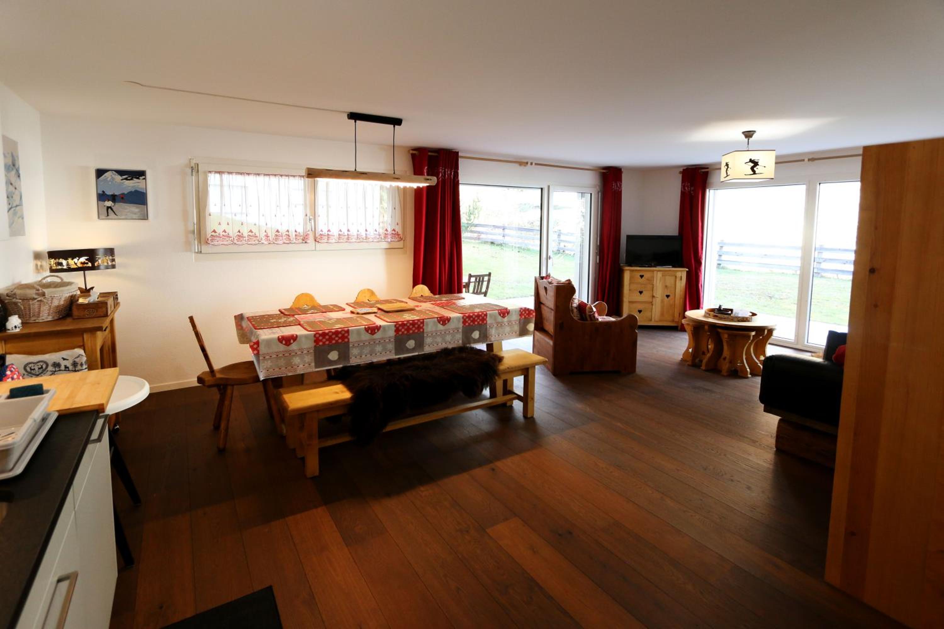 Perrine Garden - Cozy Central Apartment with Private Garden view 3
