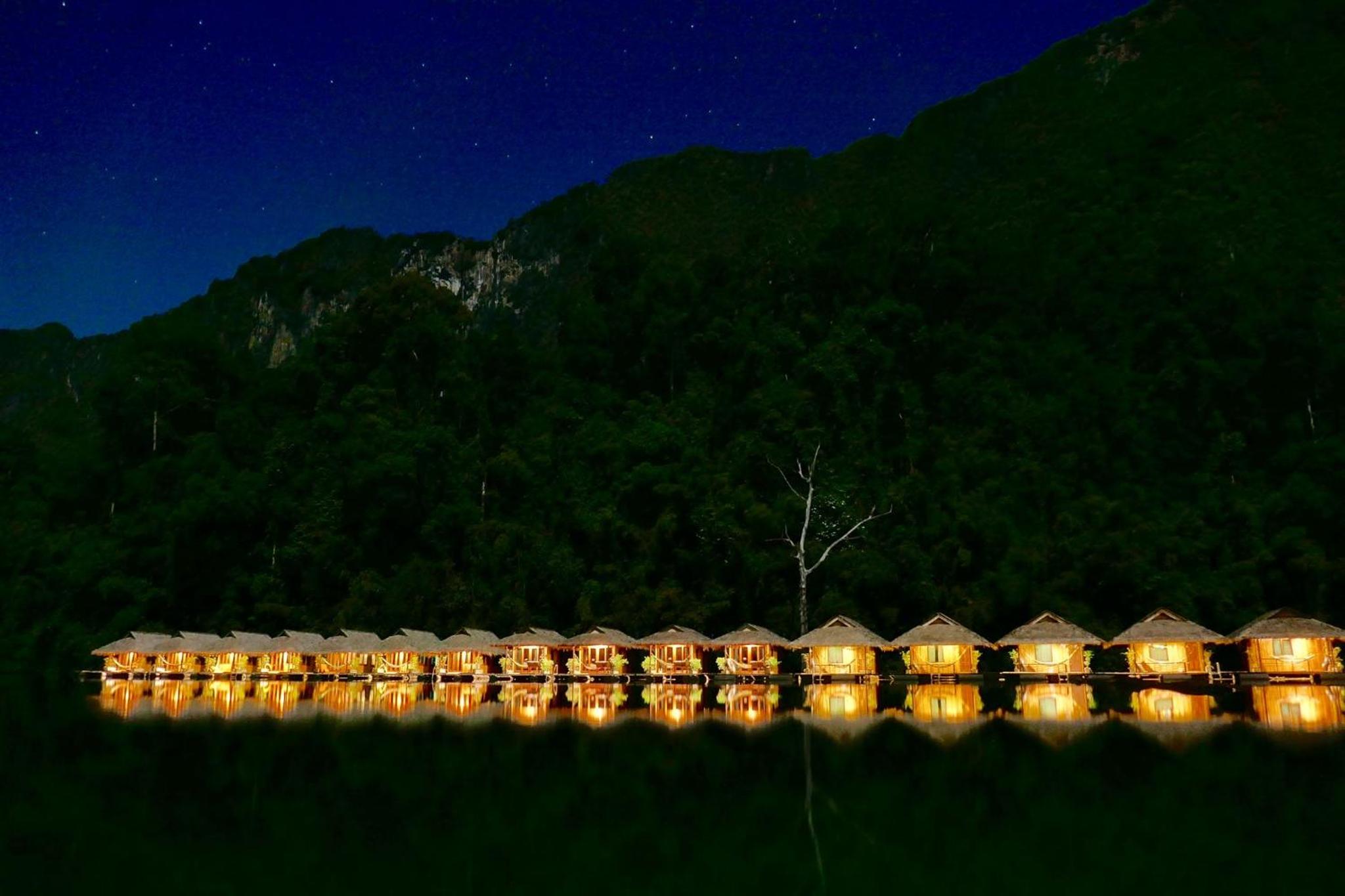 Praiwan Raft House 26