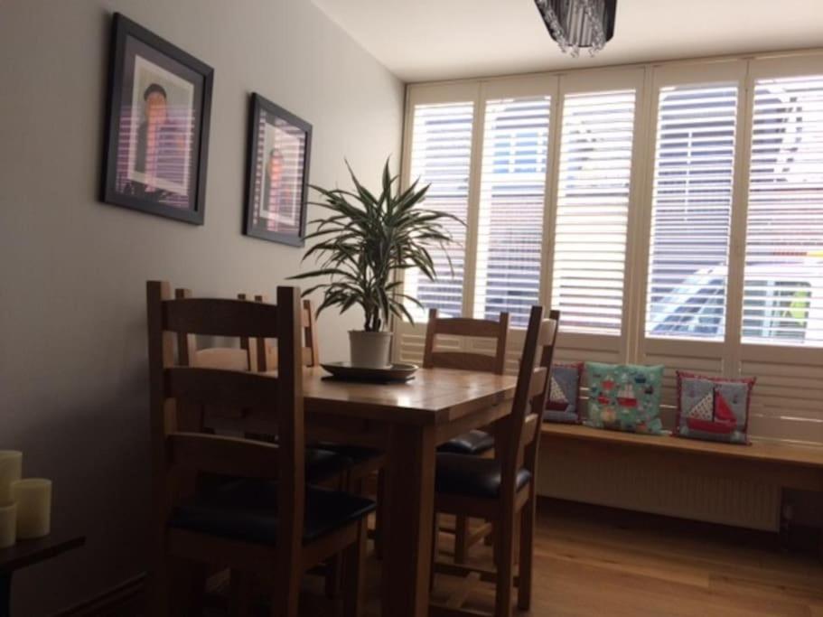 River Road, Littlehampton, Executive Apartment view 5