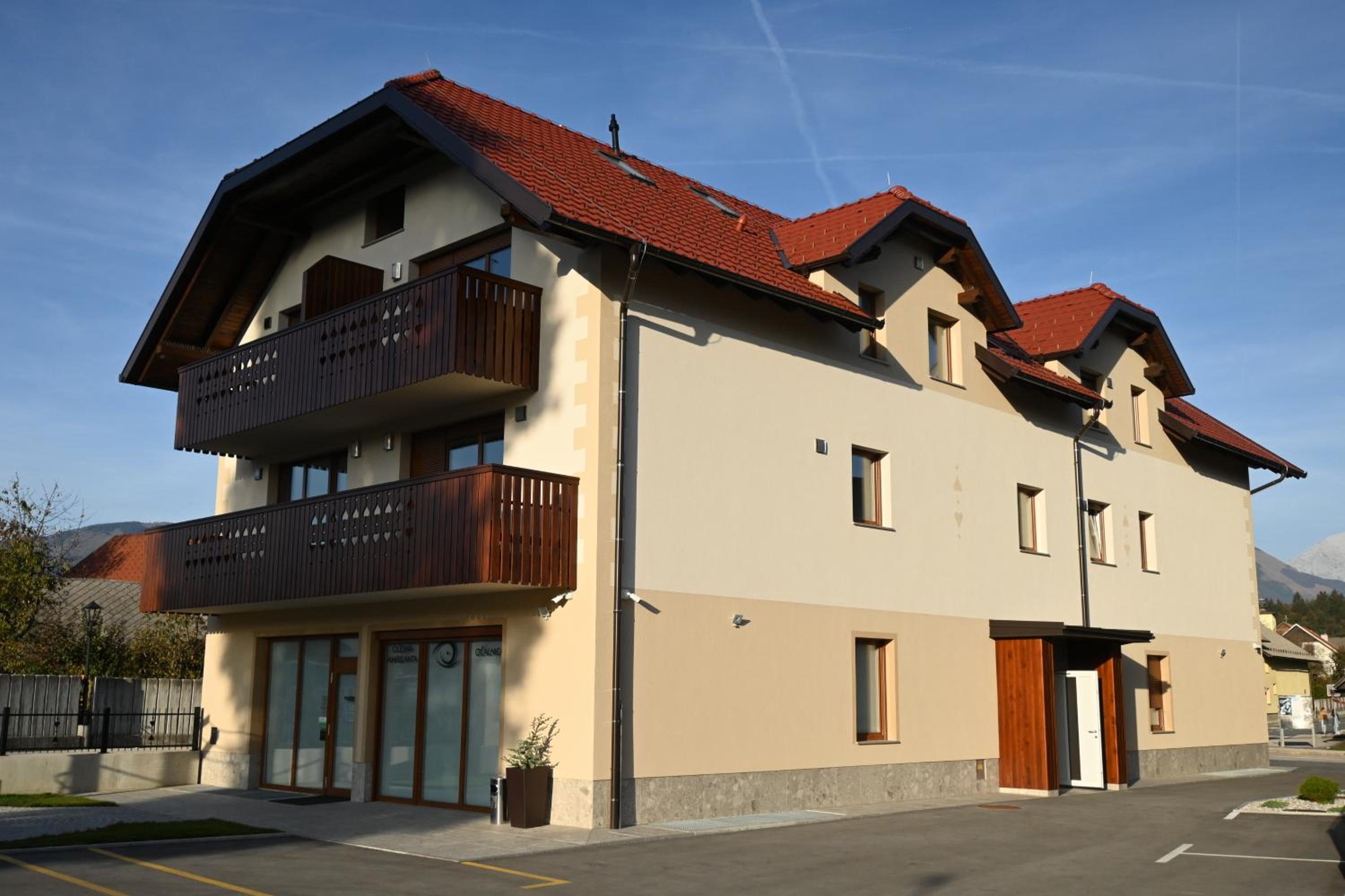 Apartments Naklo