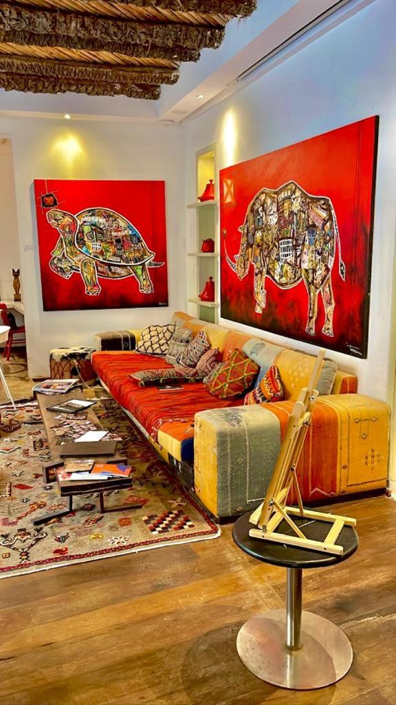 lounge
