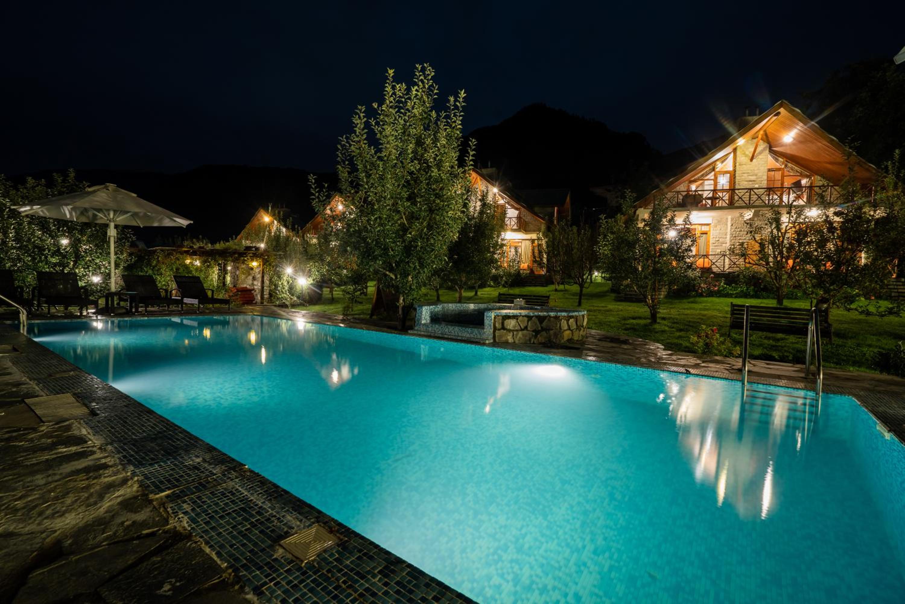 Larisa Resort Manali