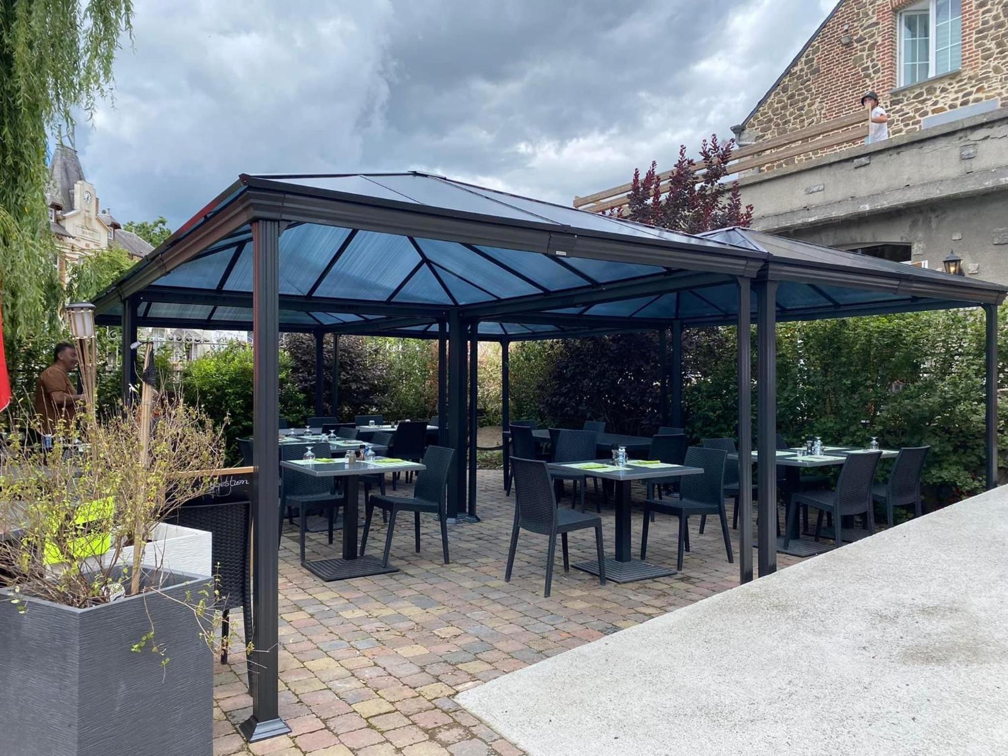 outdoor BBQ area