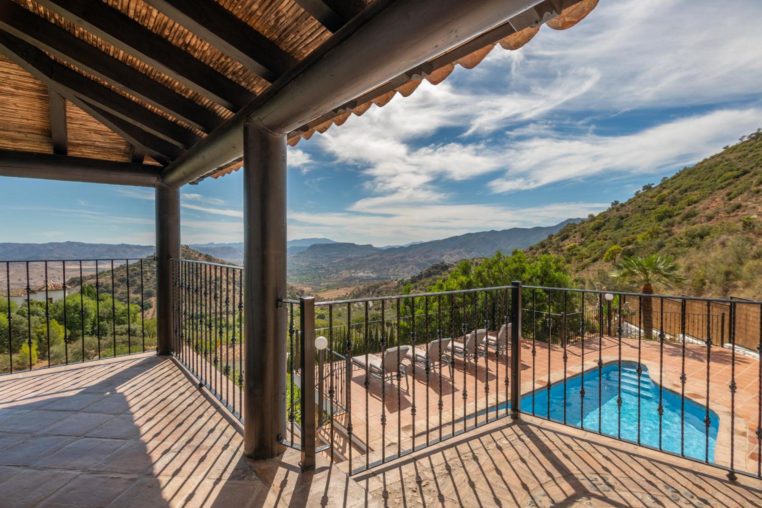 La Casa de Alejandro view 2