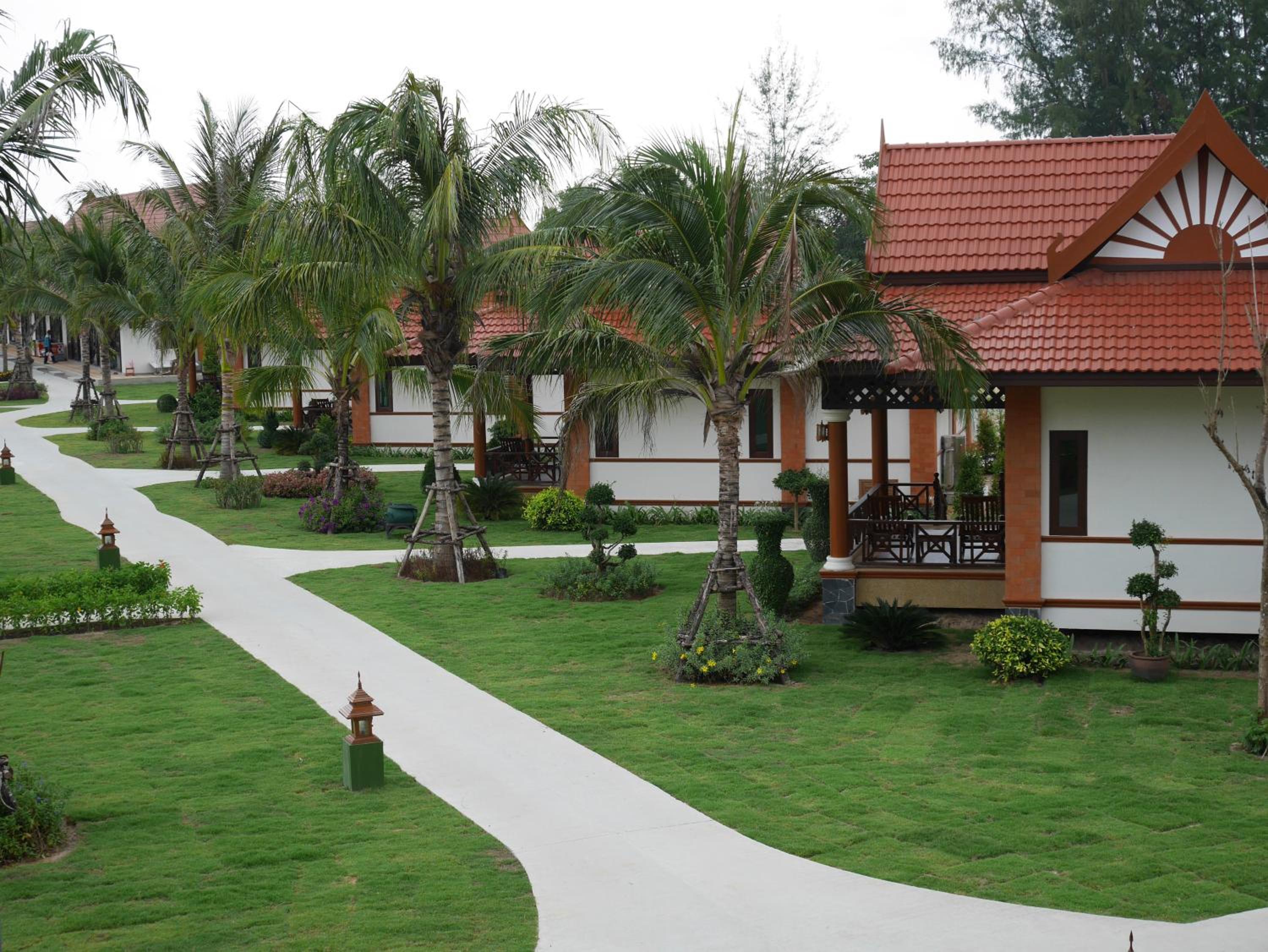 The Sunset Beach Resort - Koh Kho Khao