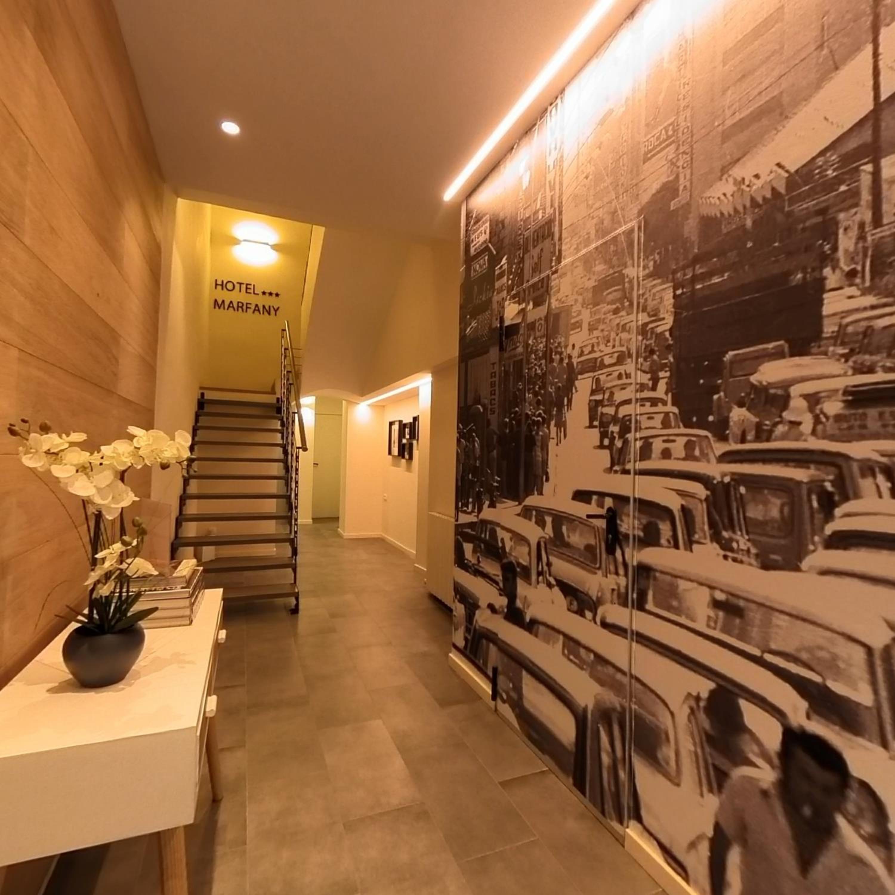 Hotel Marfany - Image 1