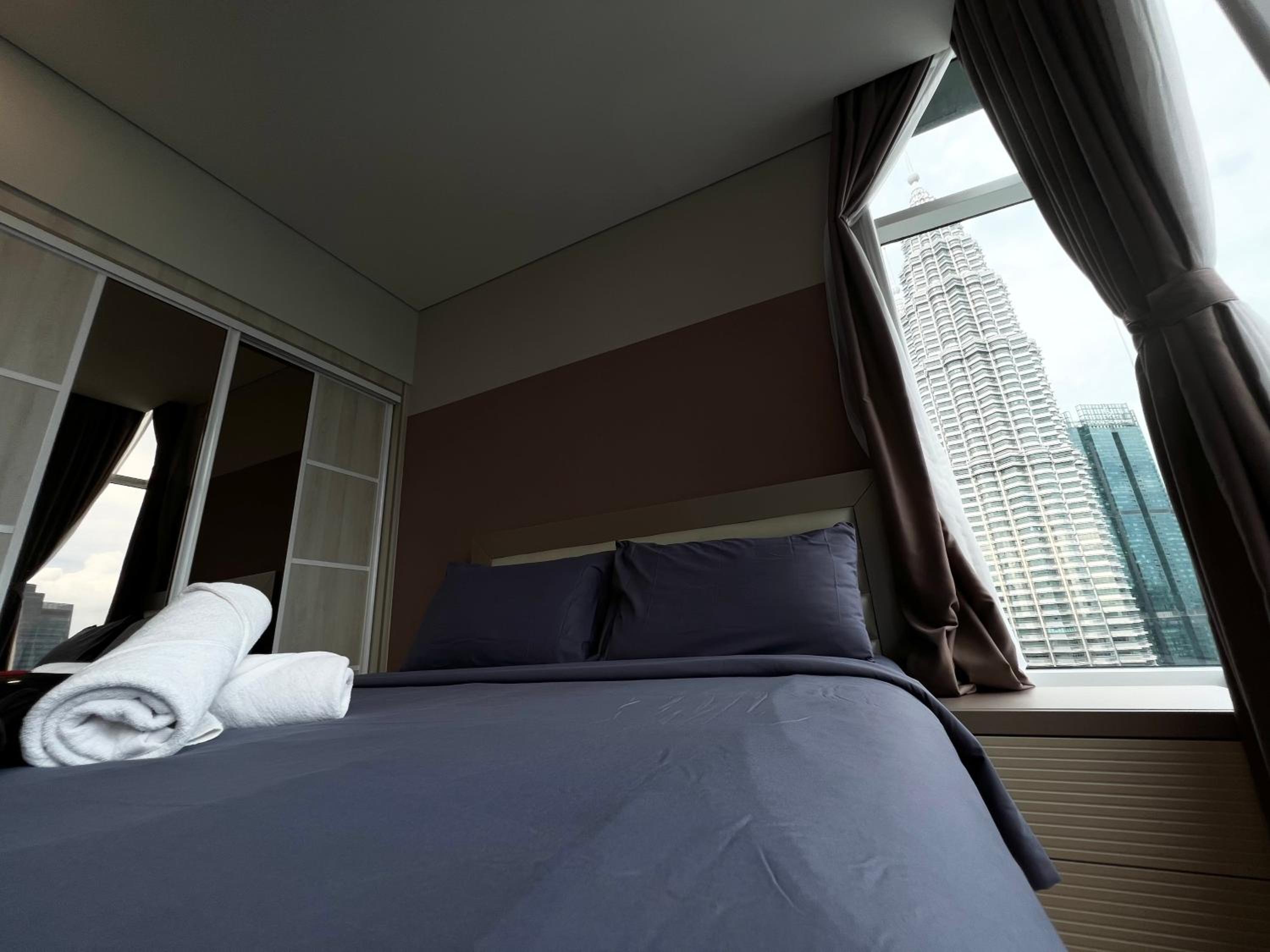 Sky Suites KLCC by GENESIS