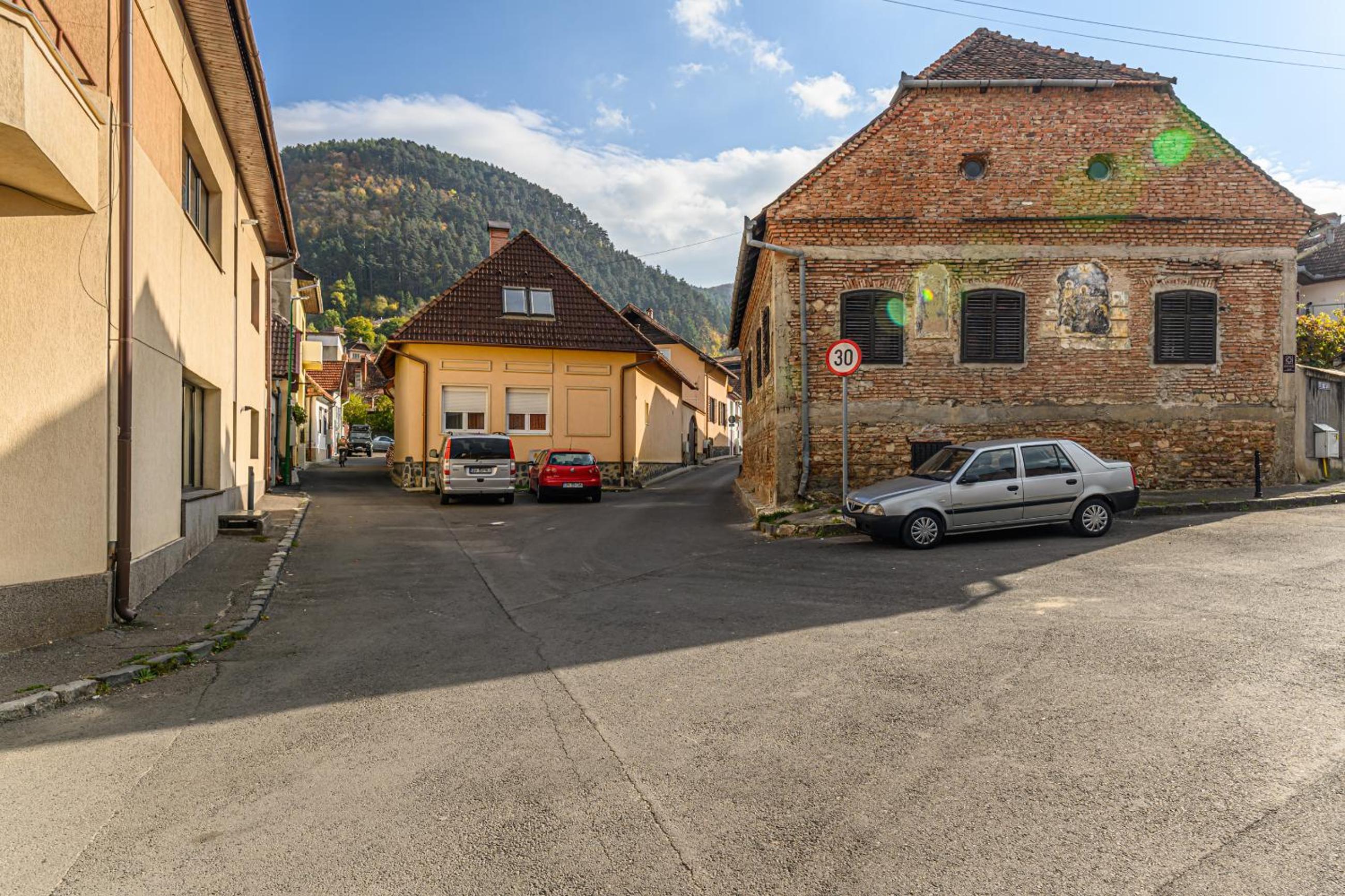 Sun Villas Accommodation Brasov view 3