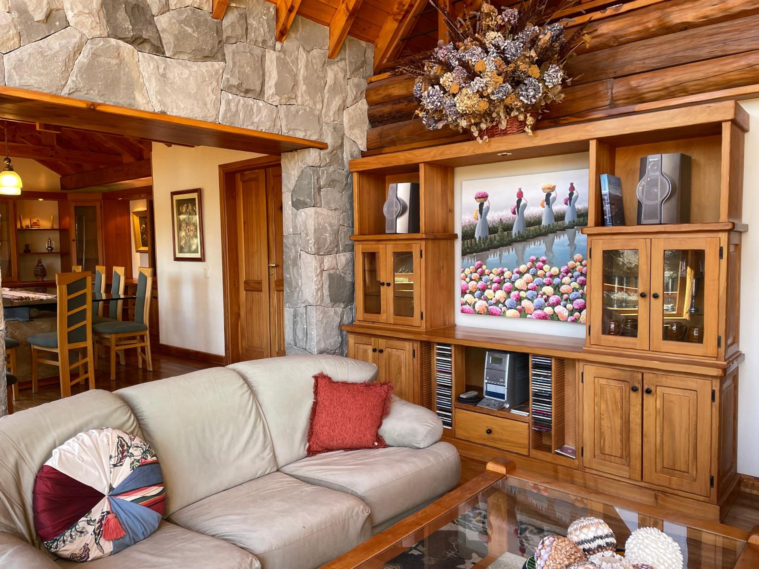 Fabulous mountain house for 8 people