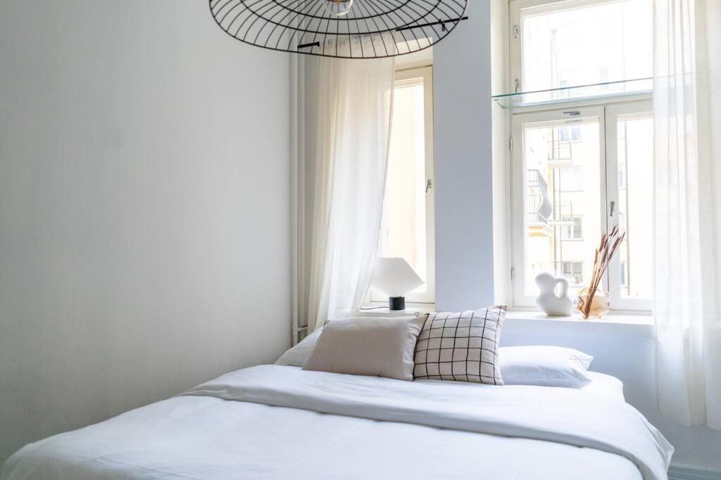 Small studio with spacious bathroom in Ullanlinna