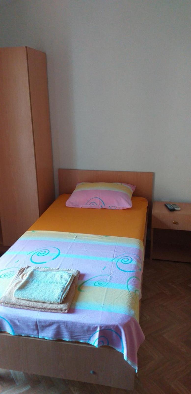 Photo 32