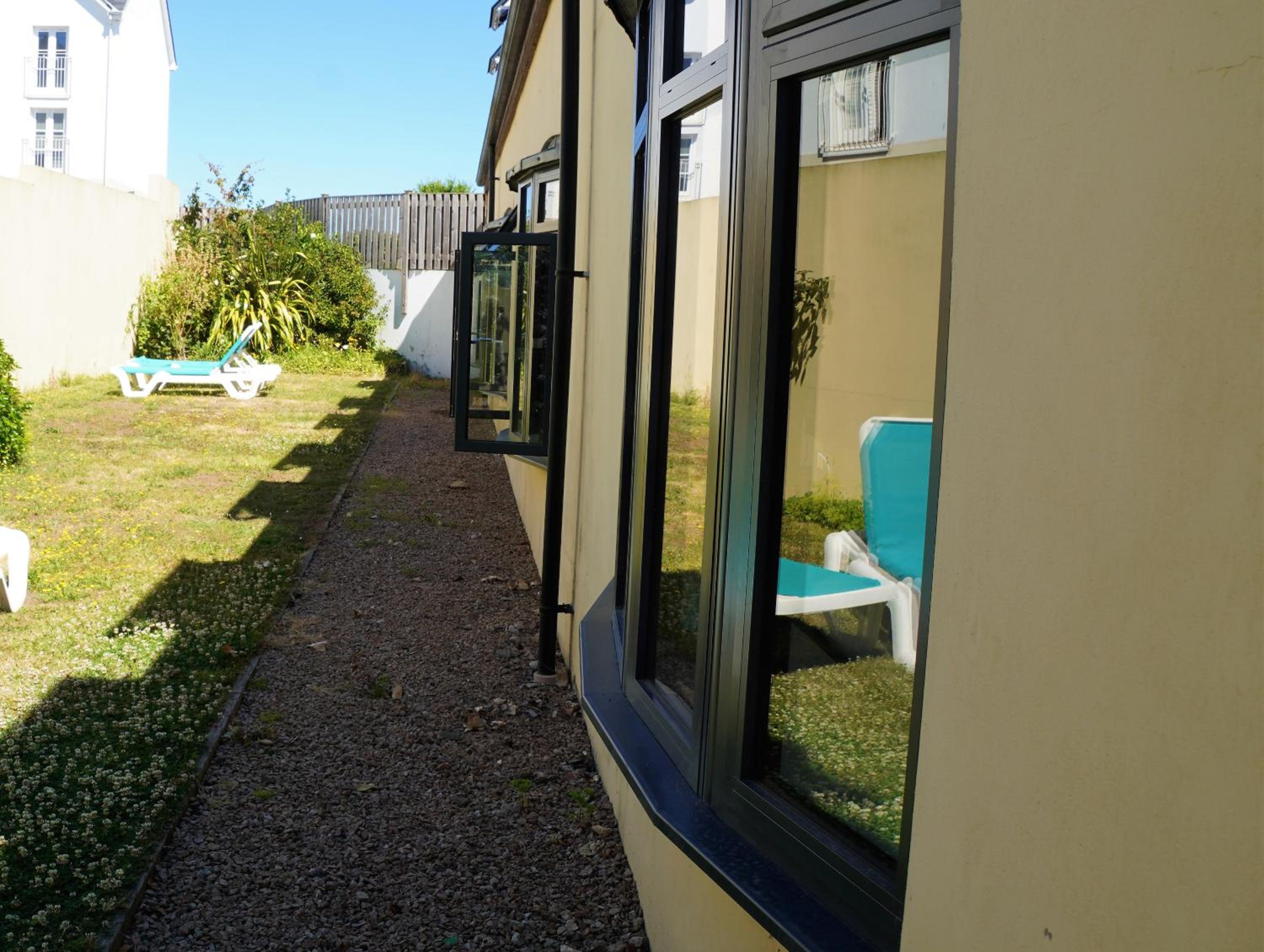 The Uplands Apartments view 4