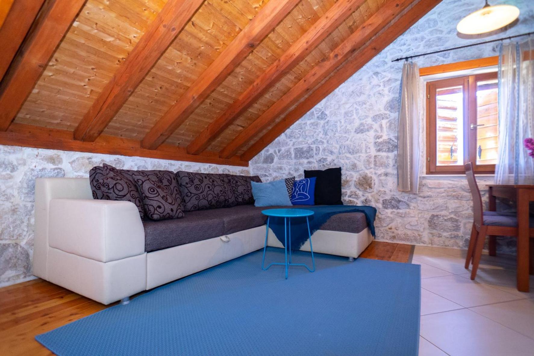 Stone House Marino