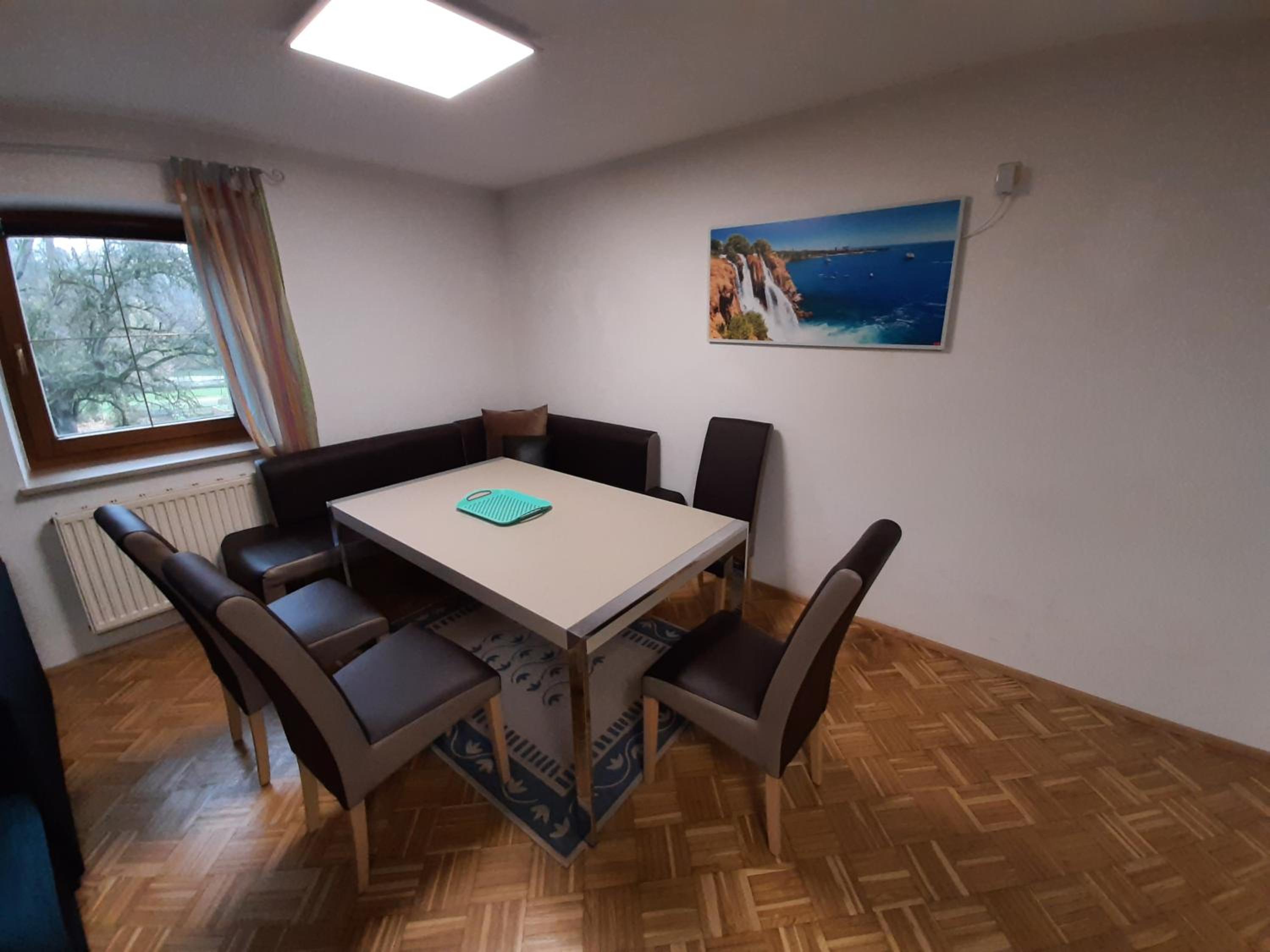 Schöne Wohnung am Bauernhof