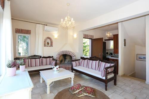 Listaros Villas